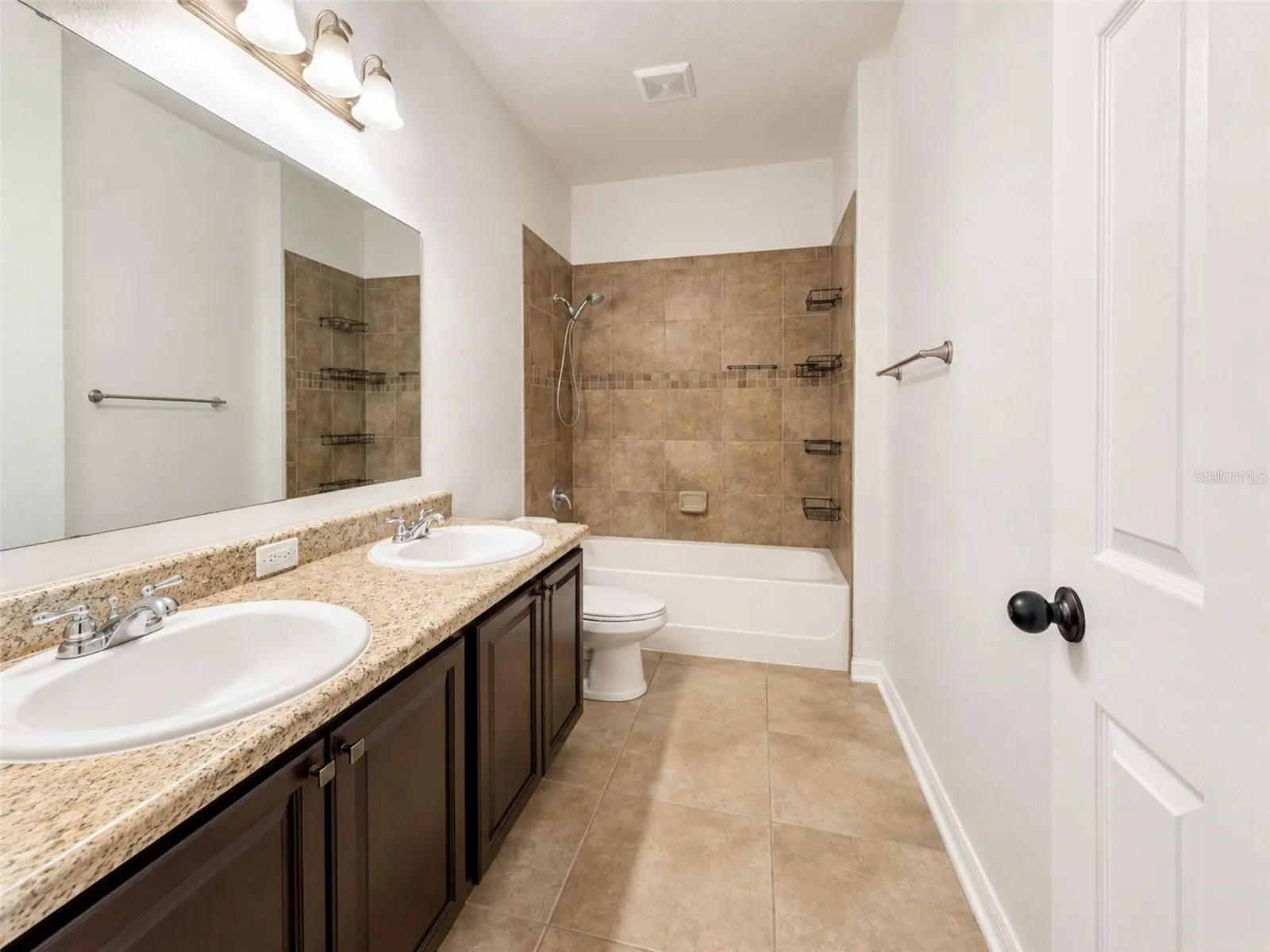 2887 MOONSTONE BEND