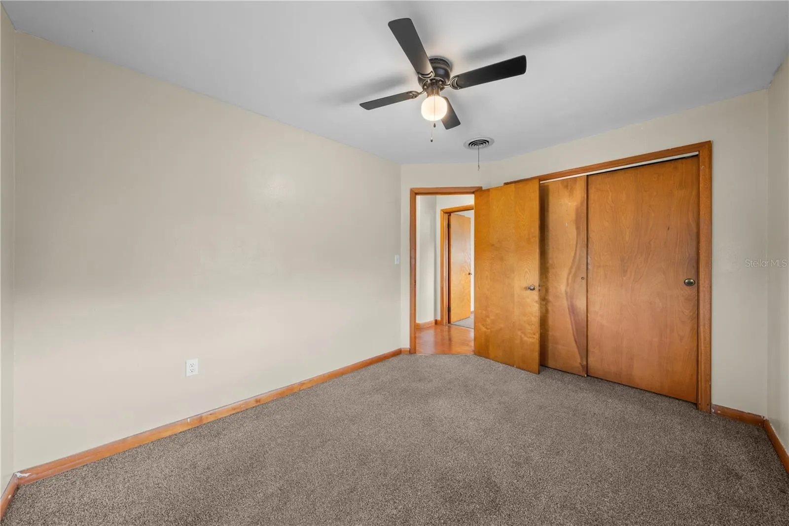 1400 CAROLINA AVE