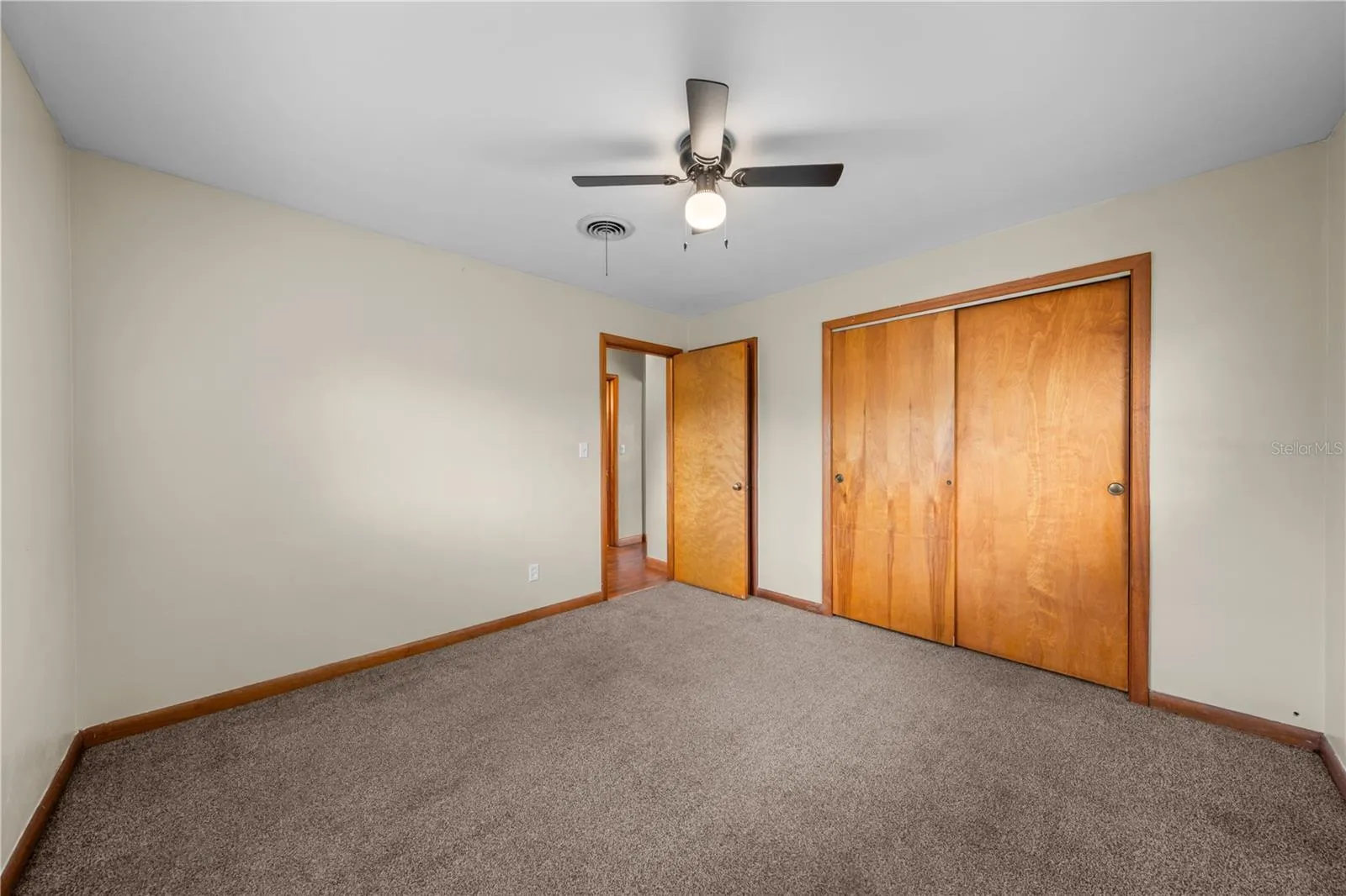 1400 CAROLINA AVE