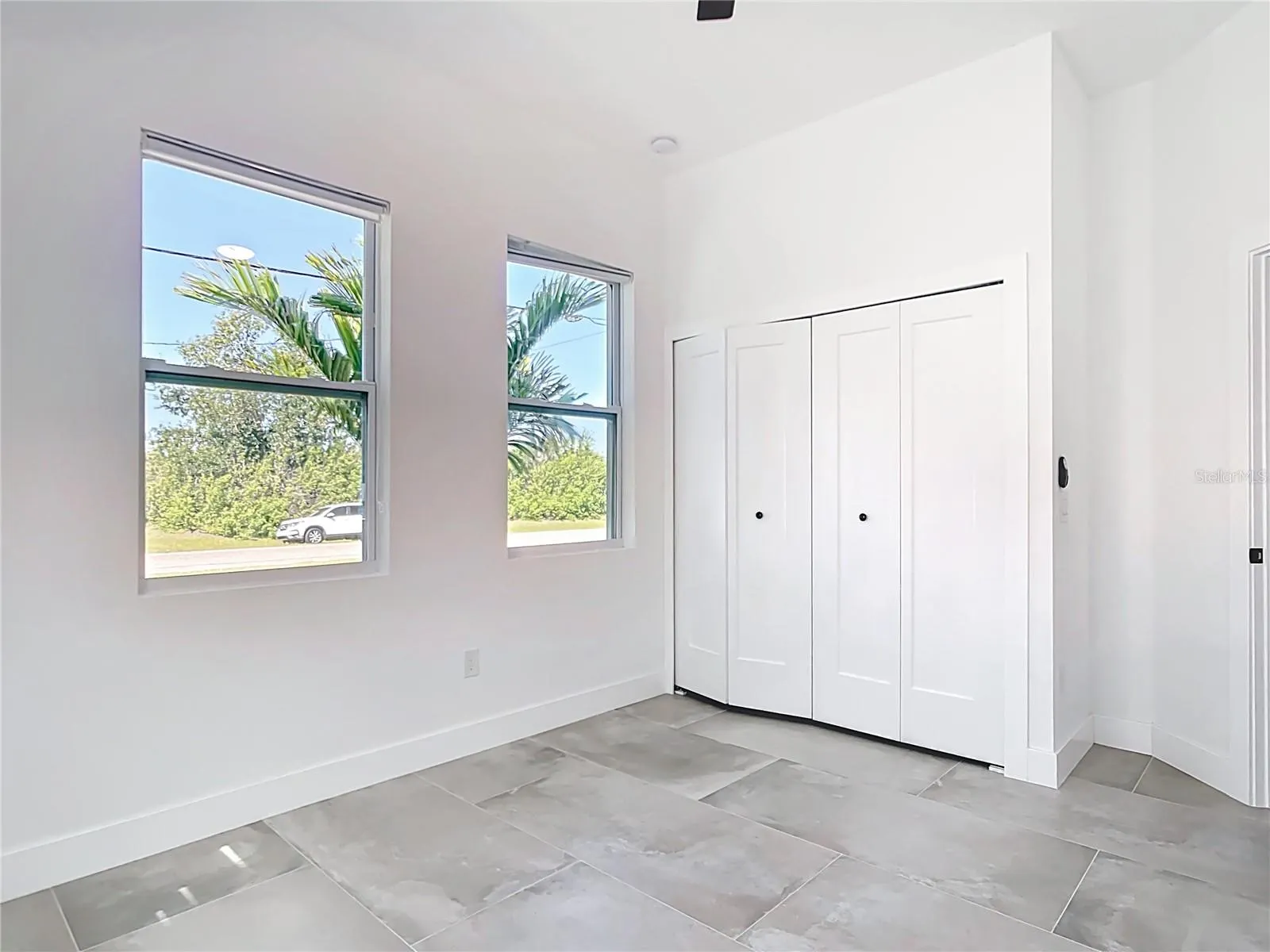 159 ANTILLA DR