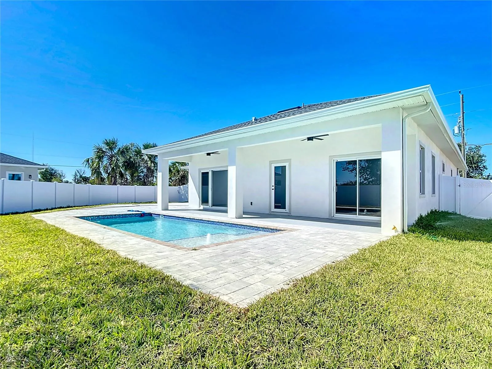 159 ANTILLA DR