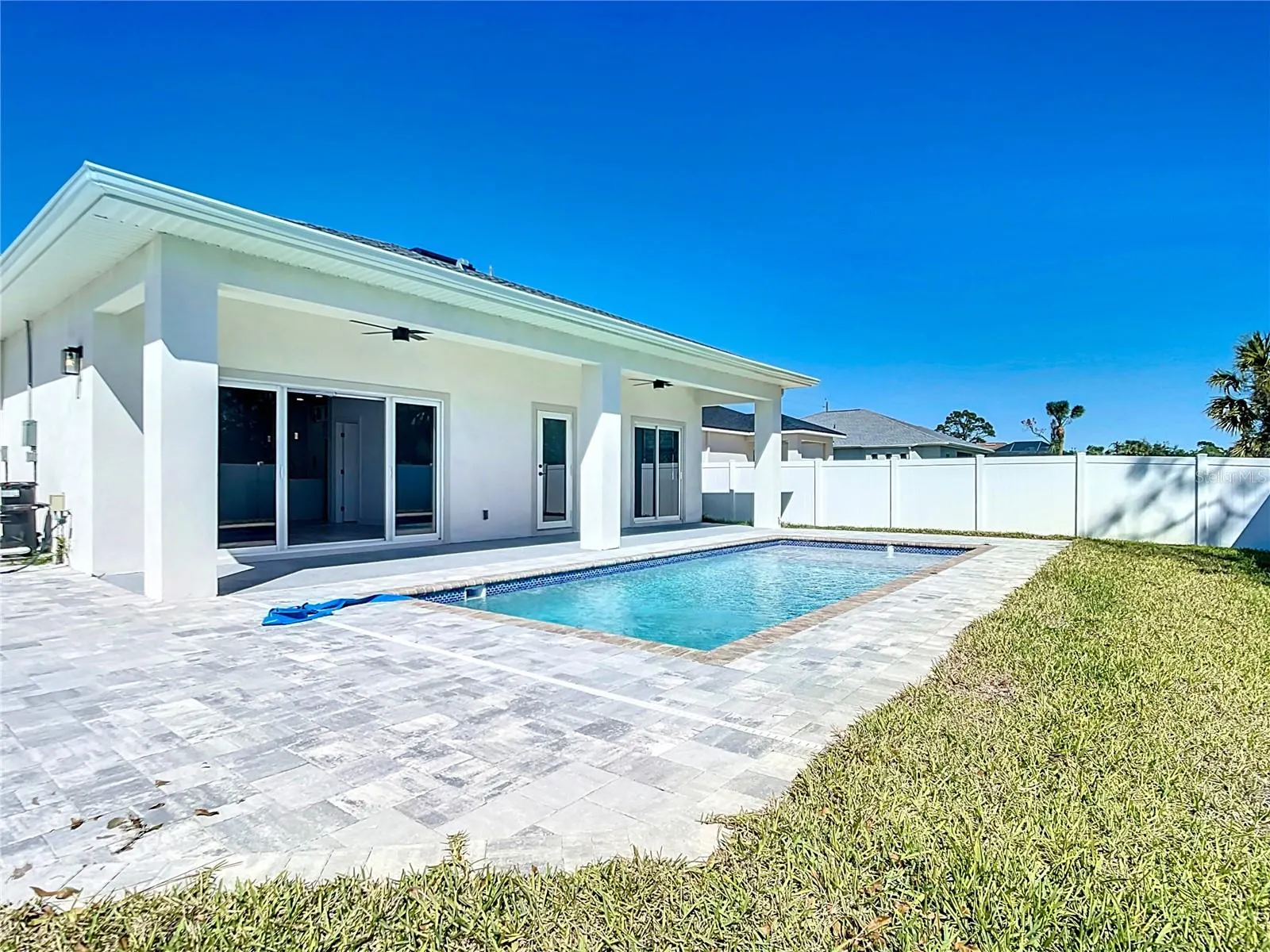 159 ANTILLA DR