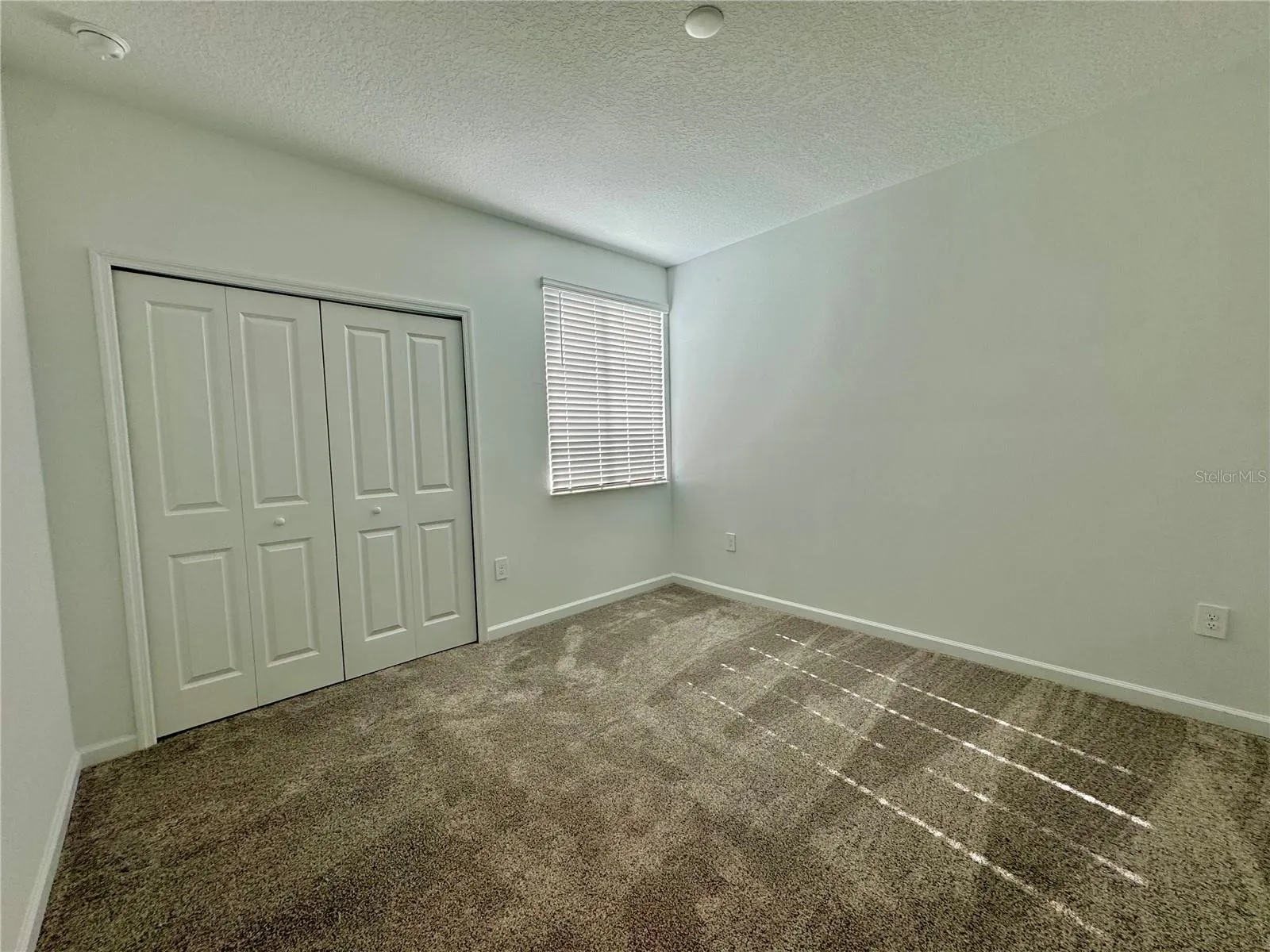 106 NINE IRON DR