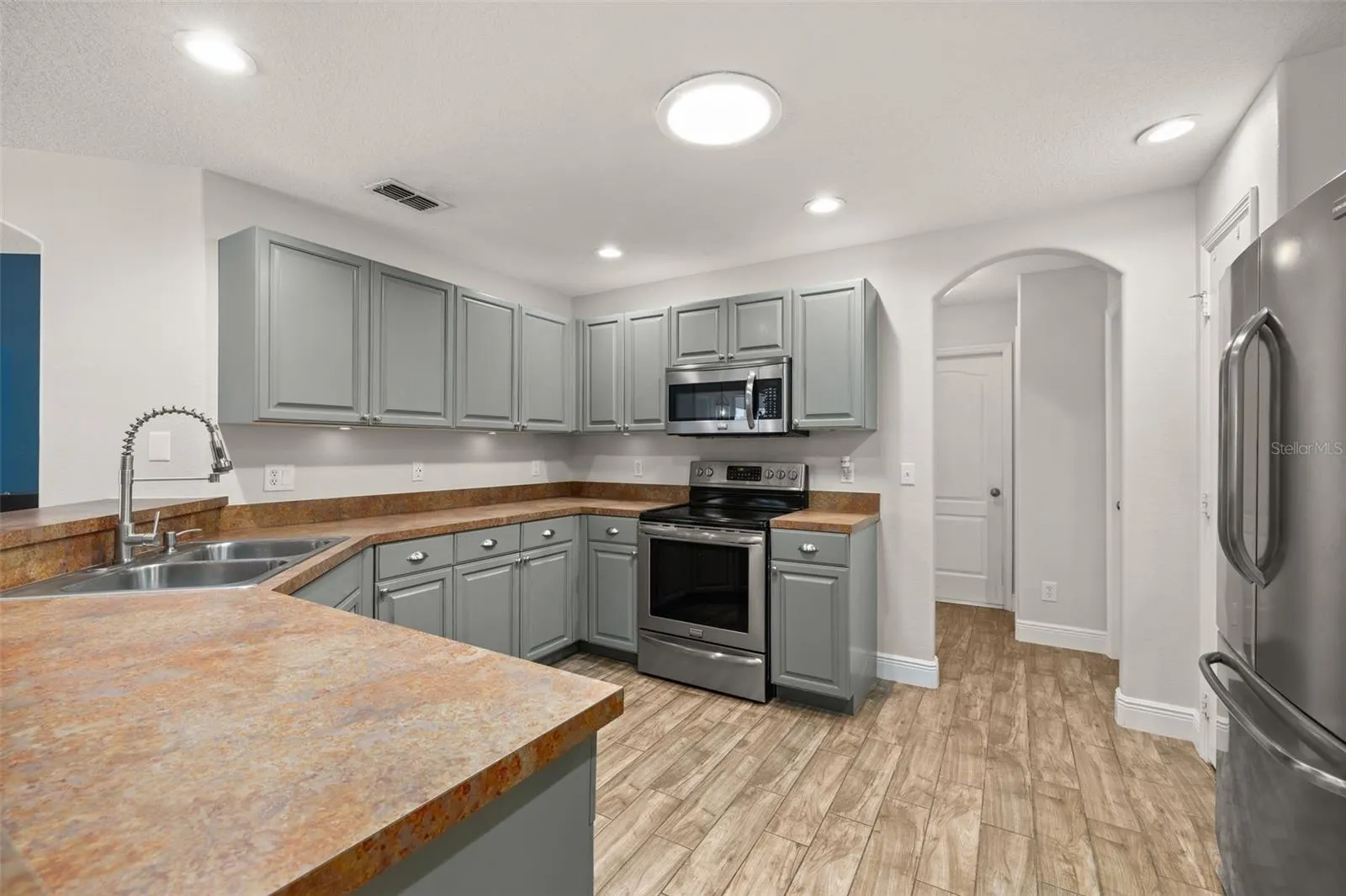 543 DOLCETTO DR