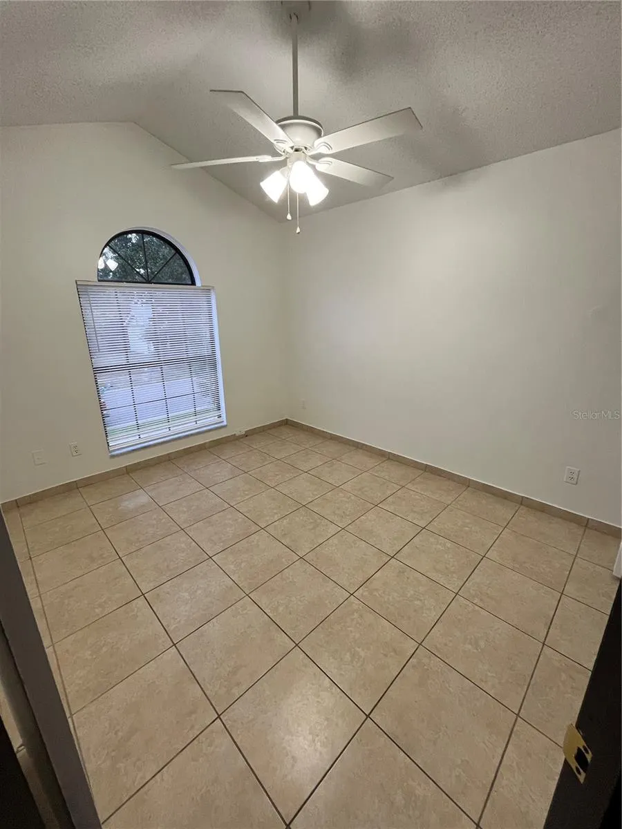 1450 AMANDA RD