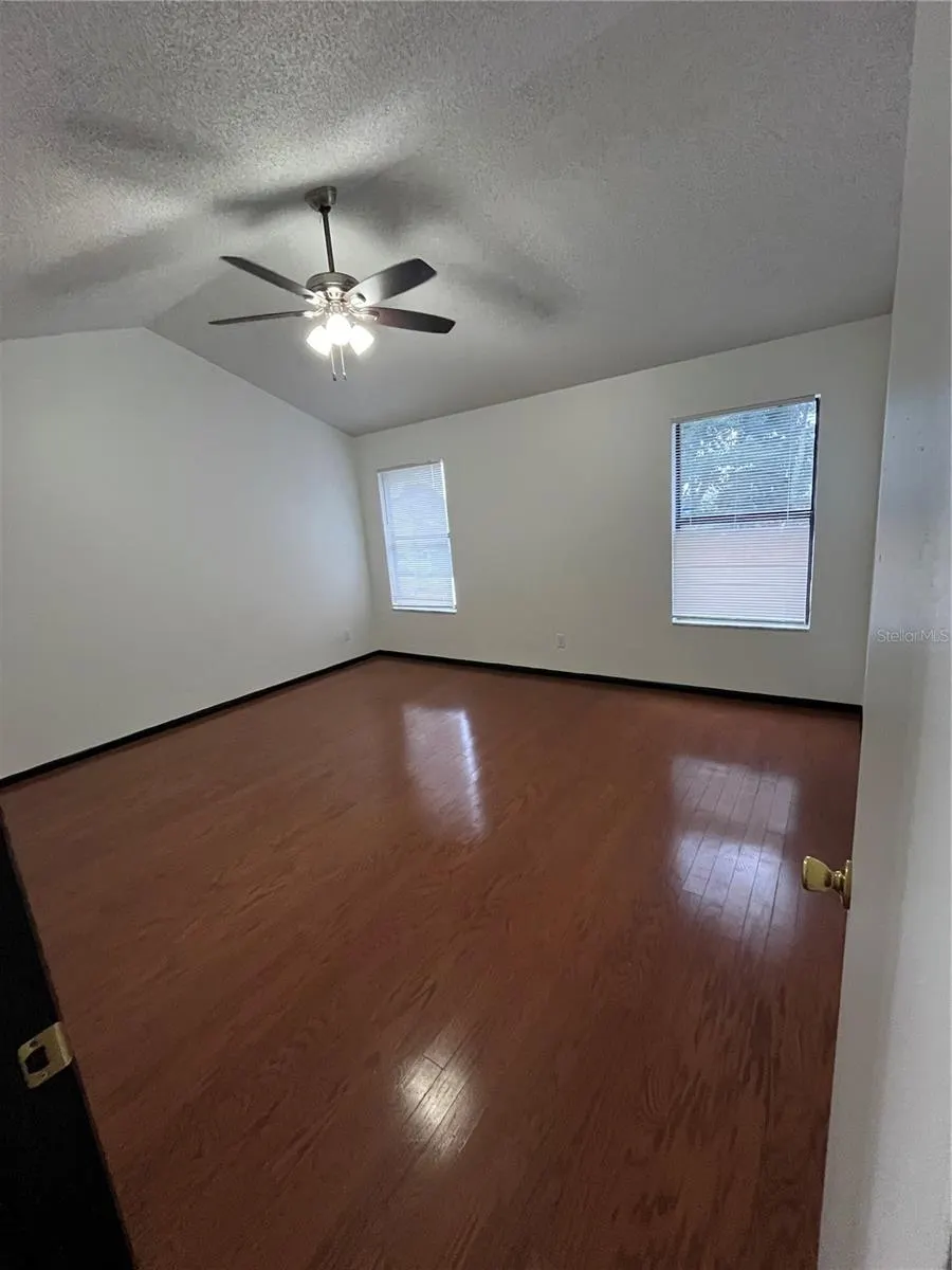 1450 AMANDA RD