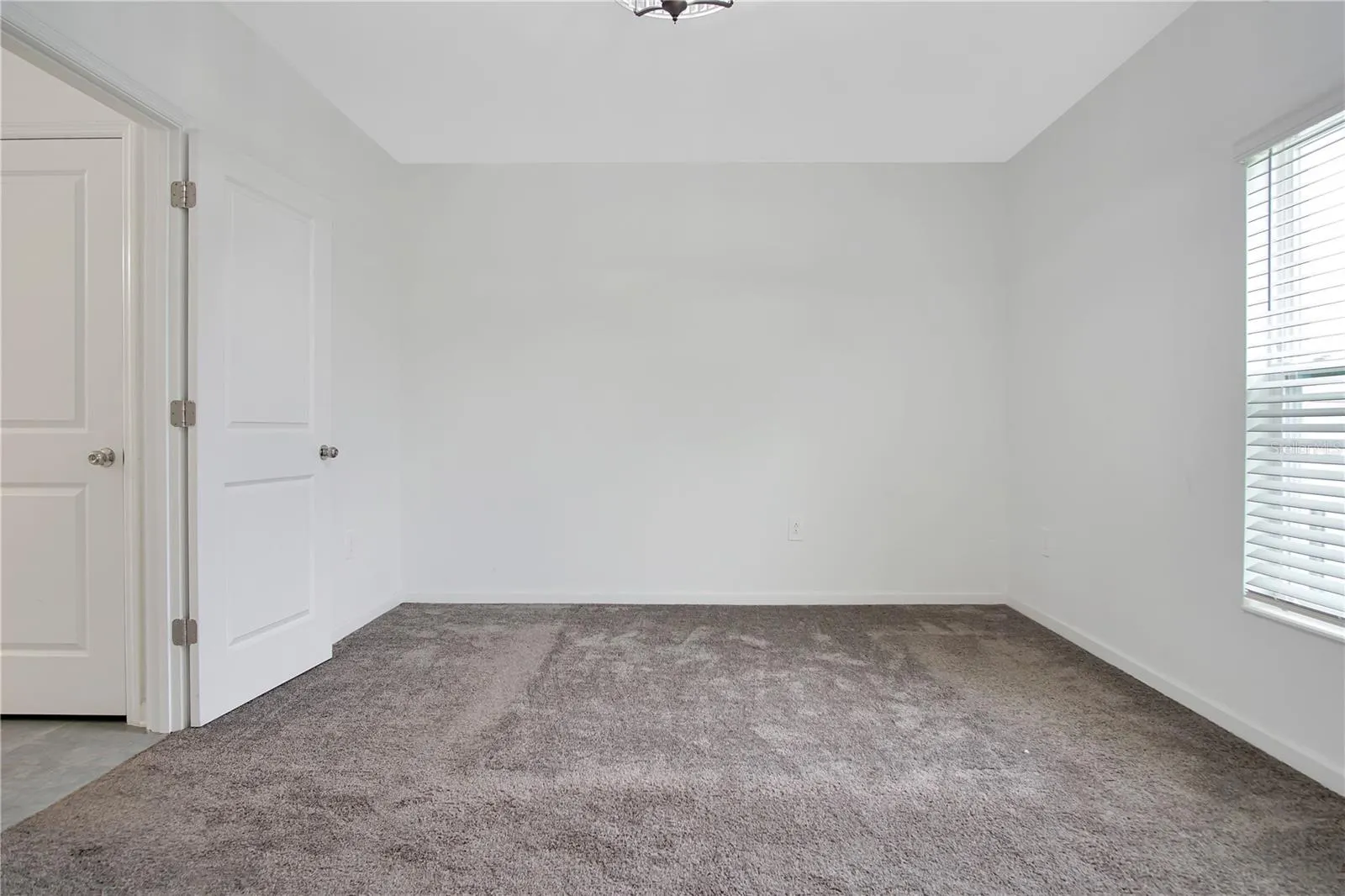 1688 TEAGAN LN