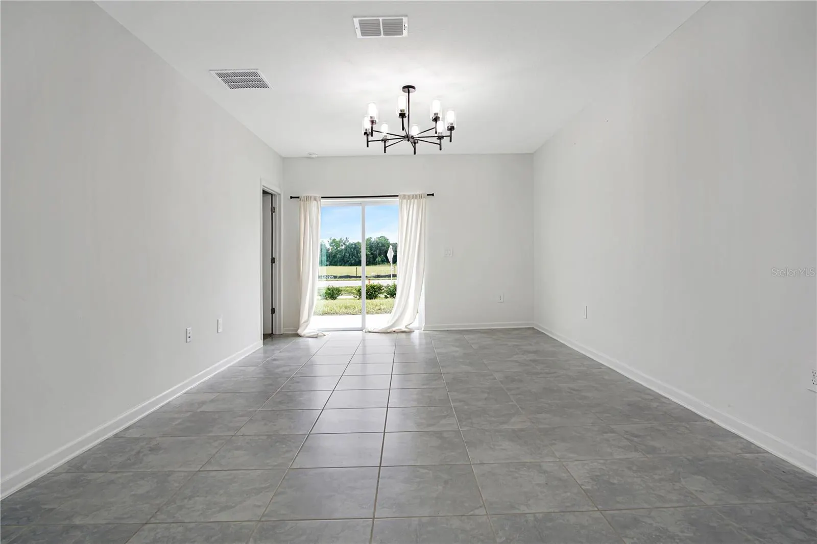 1688 TEAGAN LN