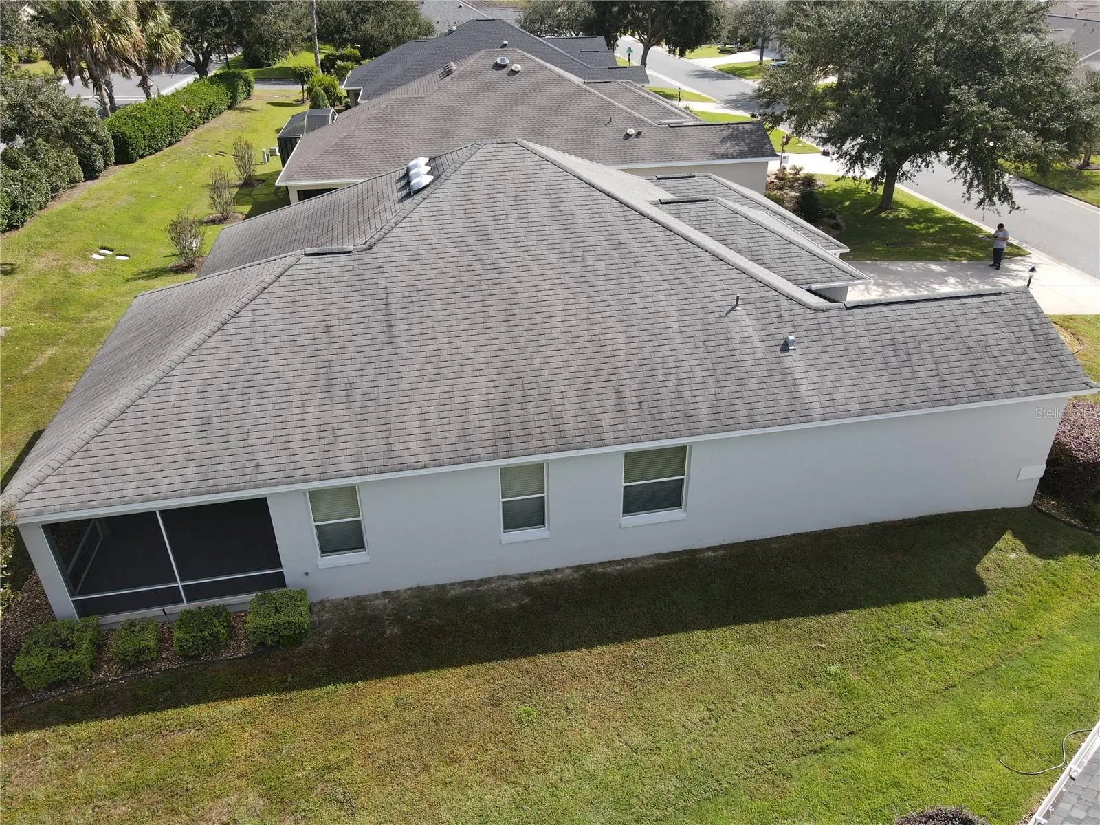 941 MANDRAKE ST