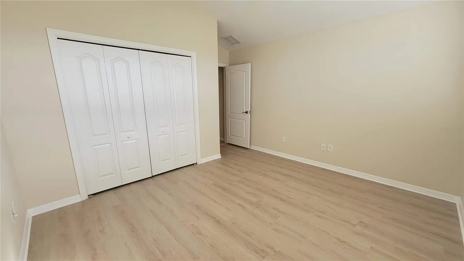 941 MANDRAKE ST