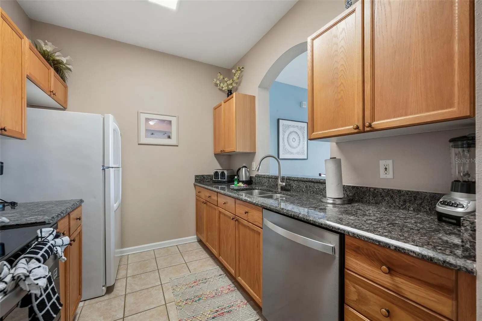 8105 COCONUT PALM WAY #303 #303