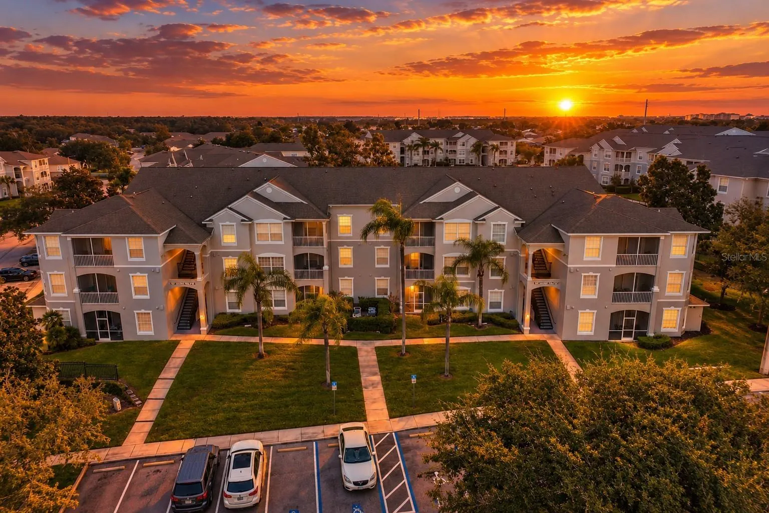 8105 COCONUT PALM WAY #303 #303