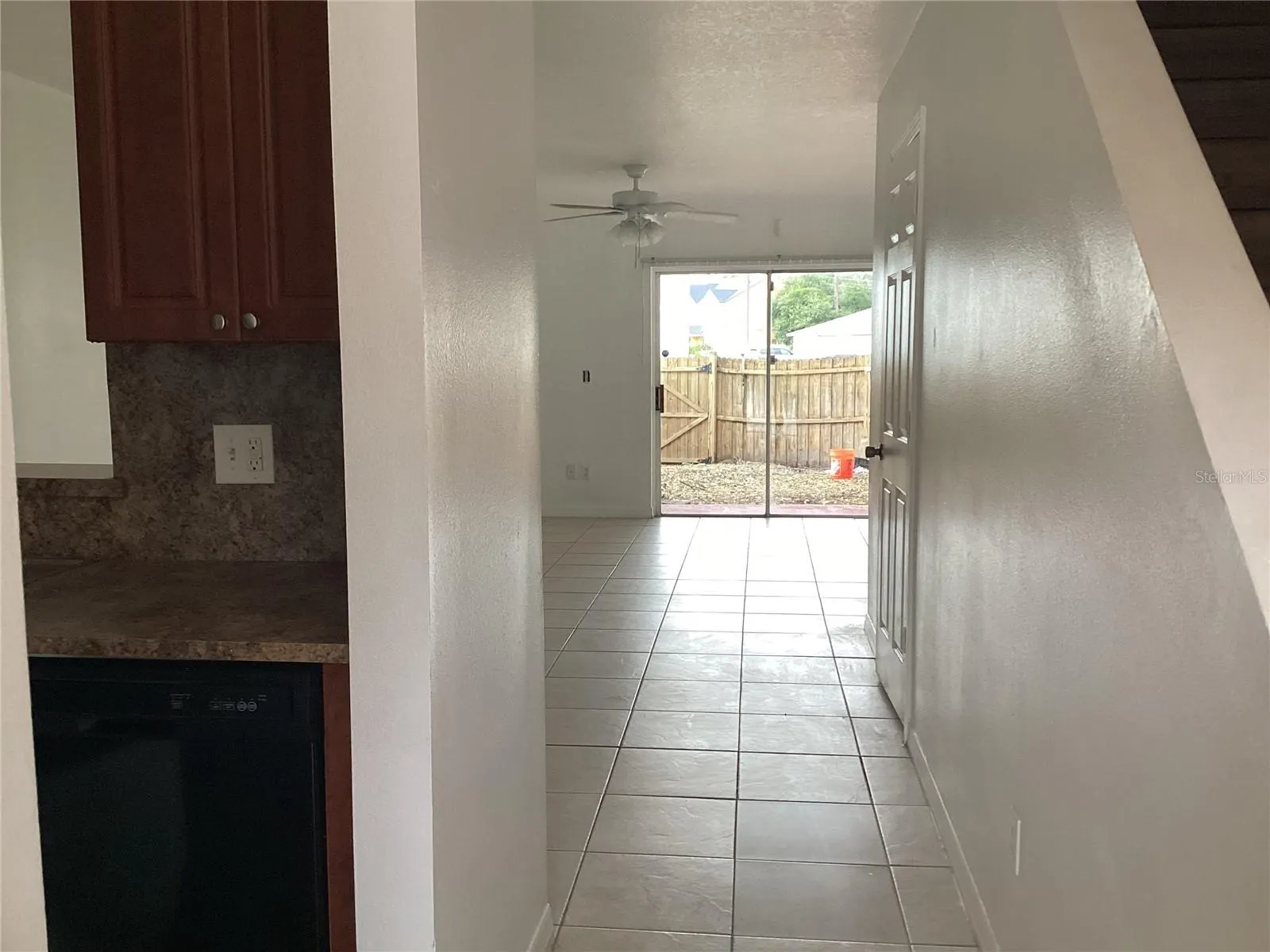 105 BOOTH LN #B #B