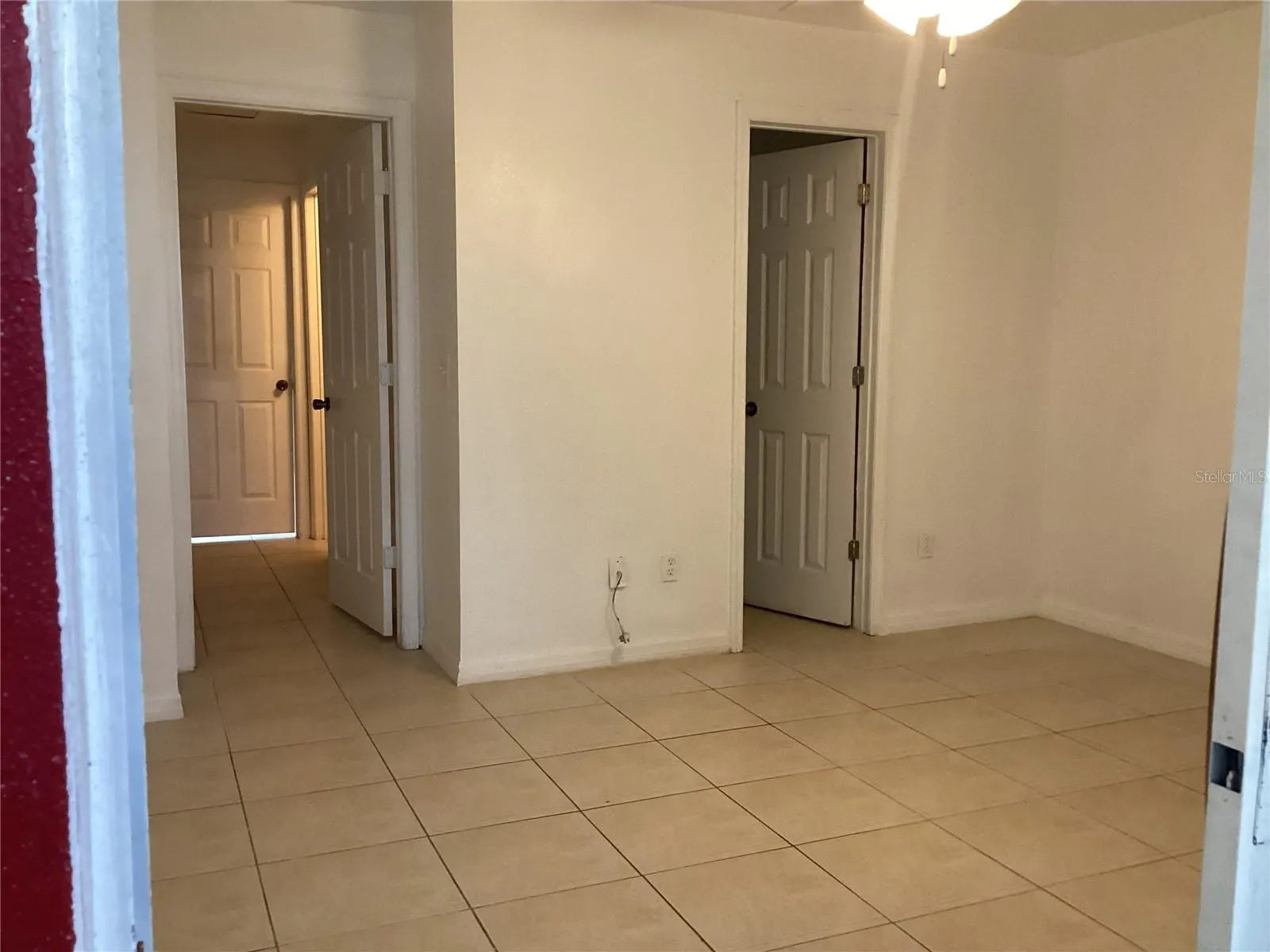 105 BOOTH LN #B #B