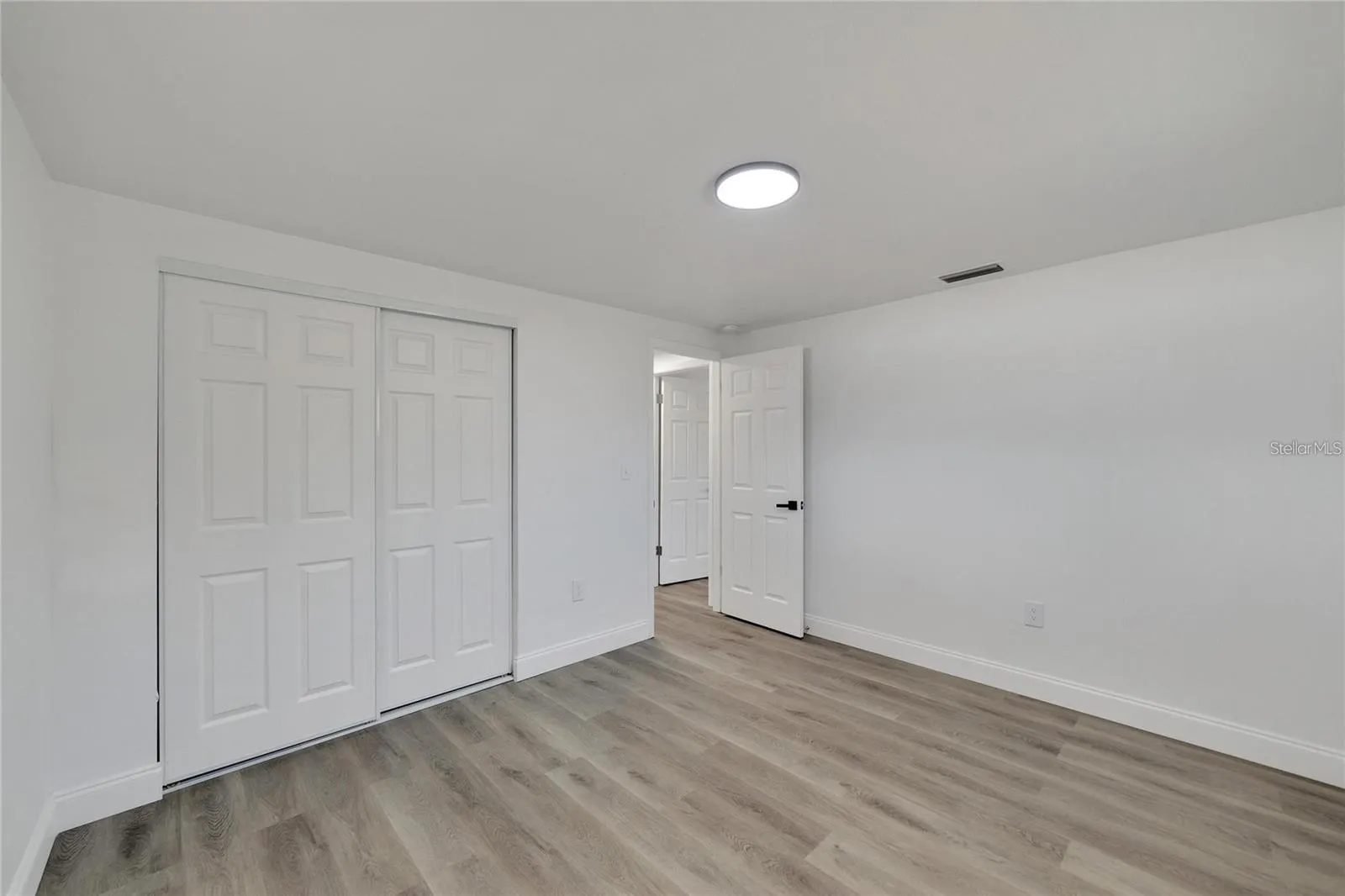 11524 NEWELL DR