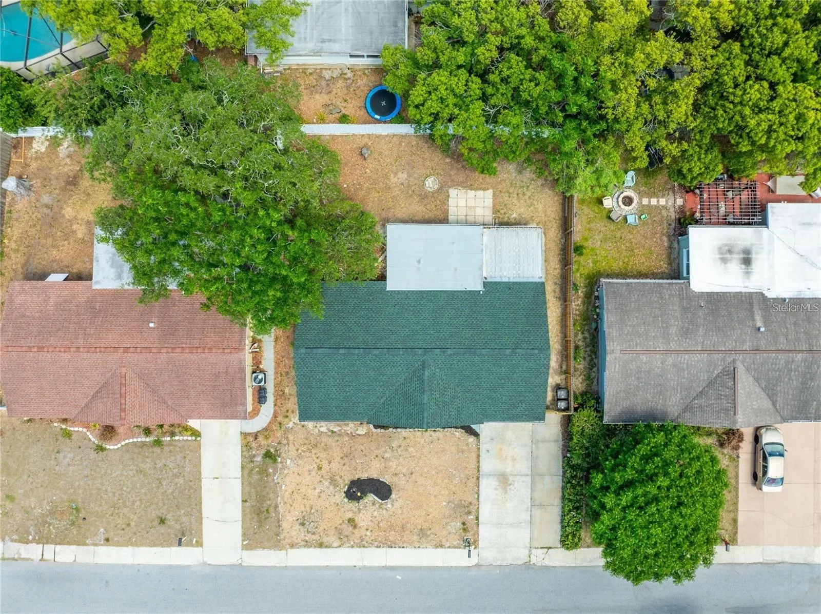 11524 NEWELL DR