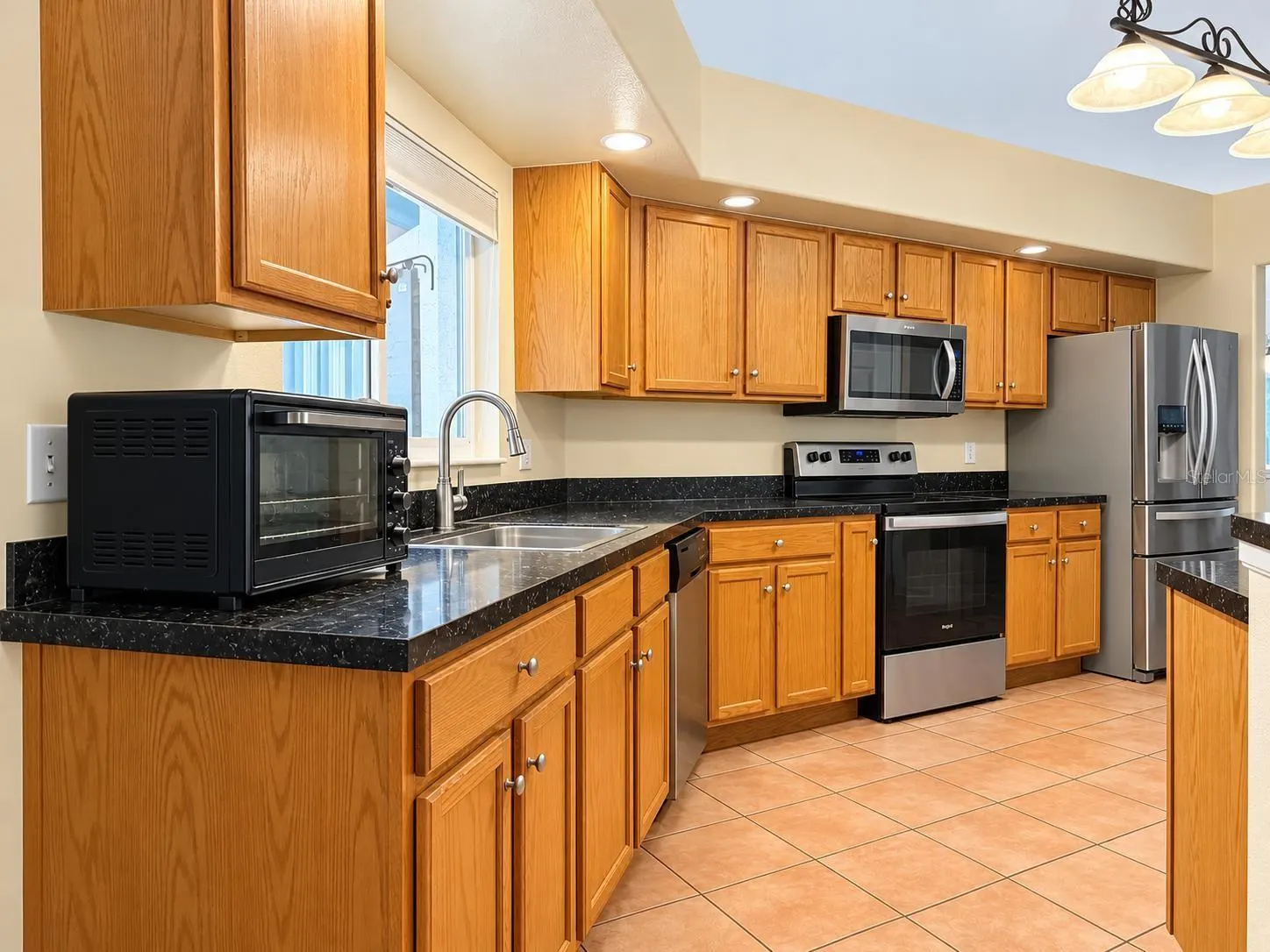 1350 HIDDEN HARBOR LN