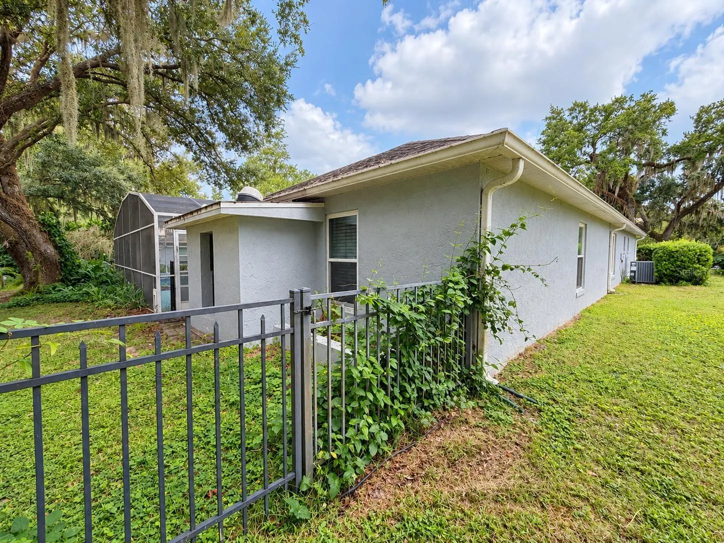 1350 HIDDEN HARBOR LN