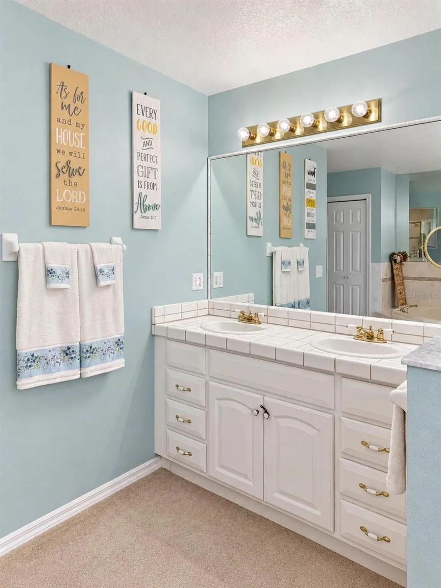 1350 HIDDEN HARBOR LN