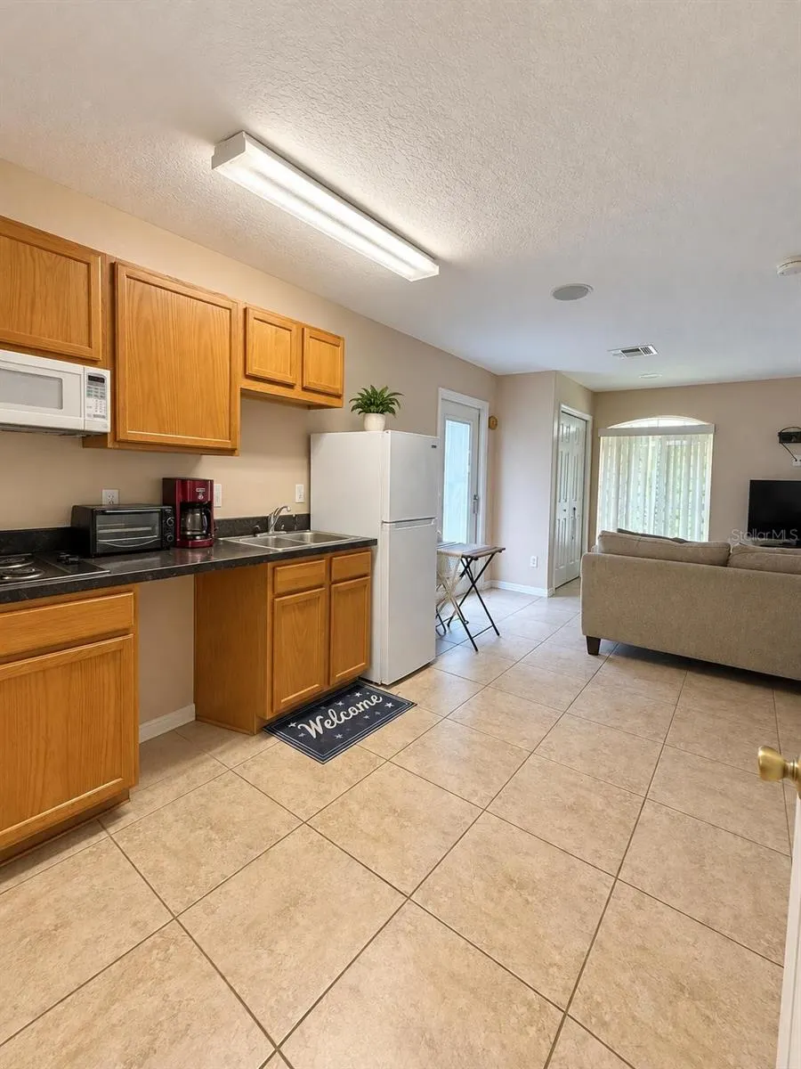 1350 HIDDEN HARBOR LN