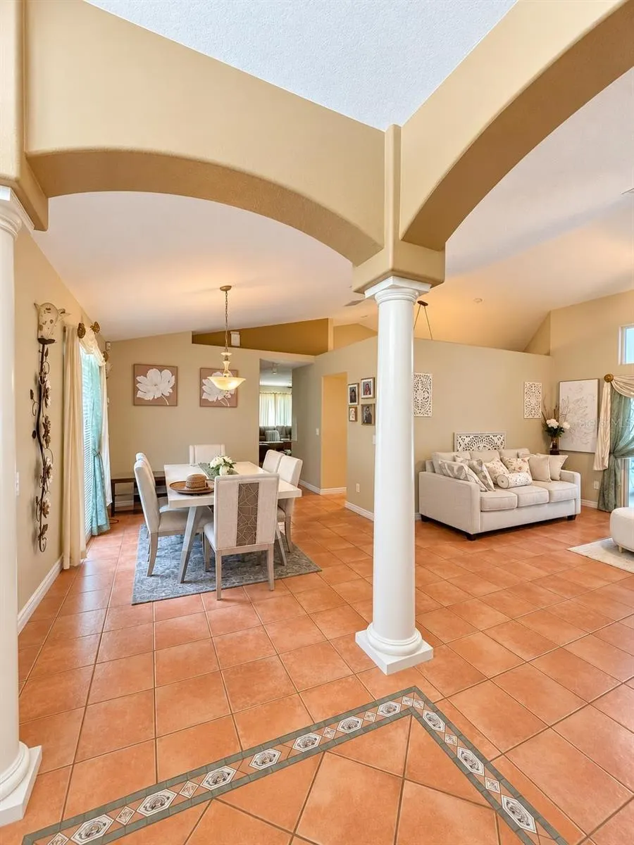 1350 HIDDEN HARBOR LN