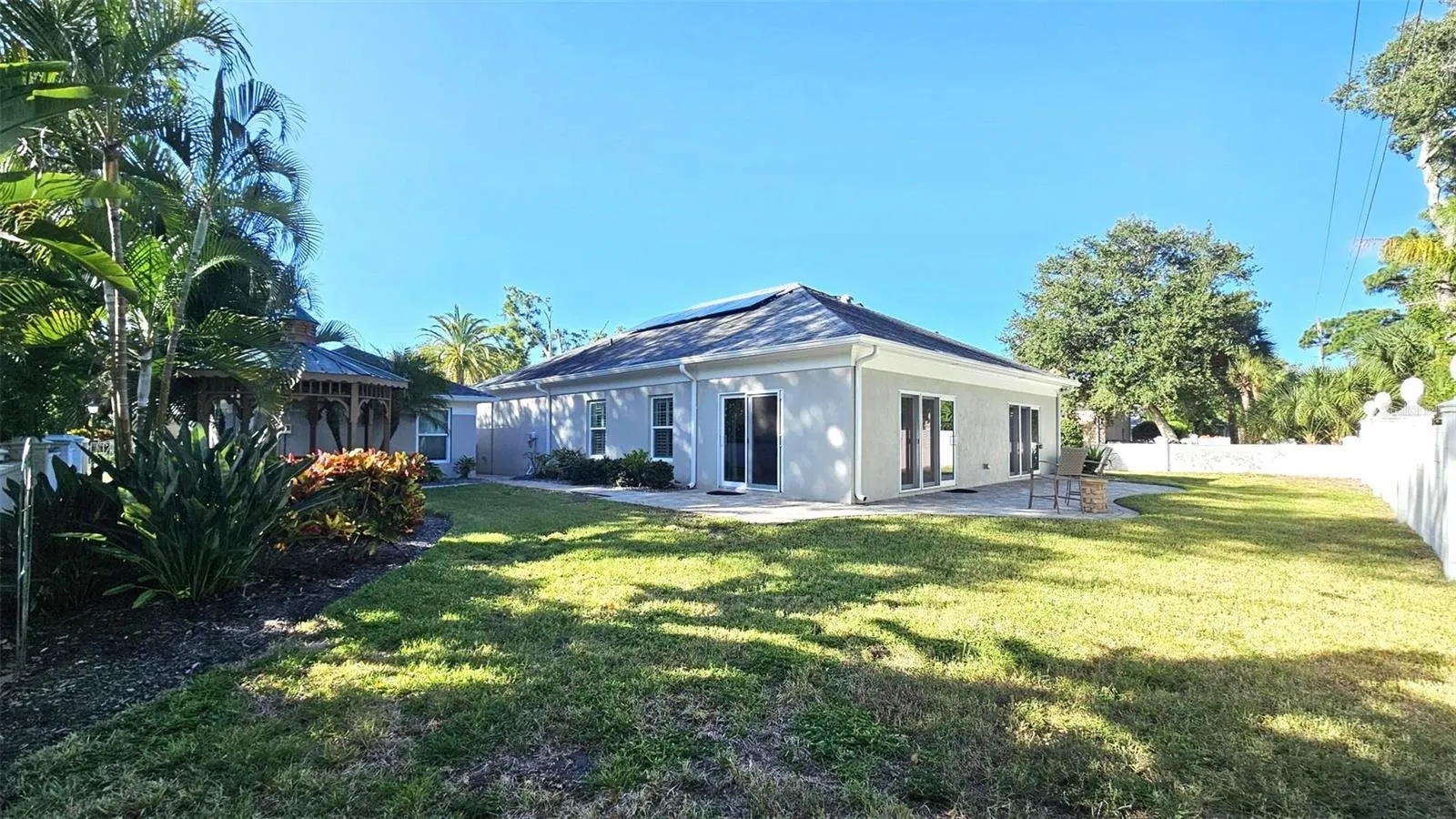 18 GOLF VIEW DR