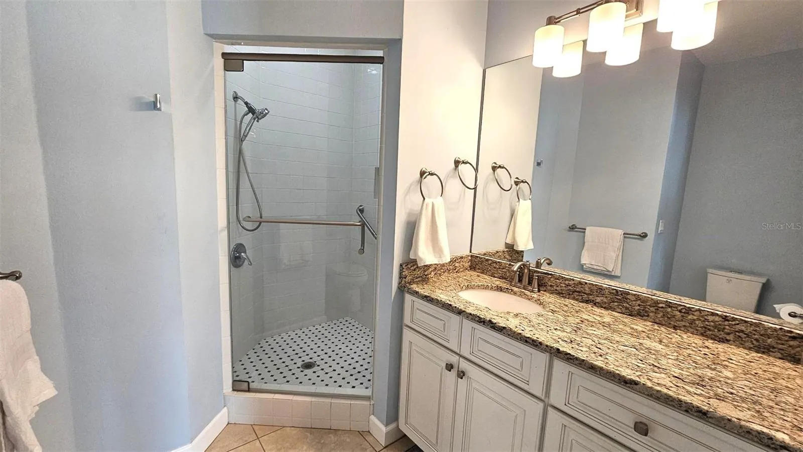 18 GOLF VIEW DR