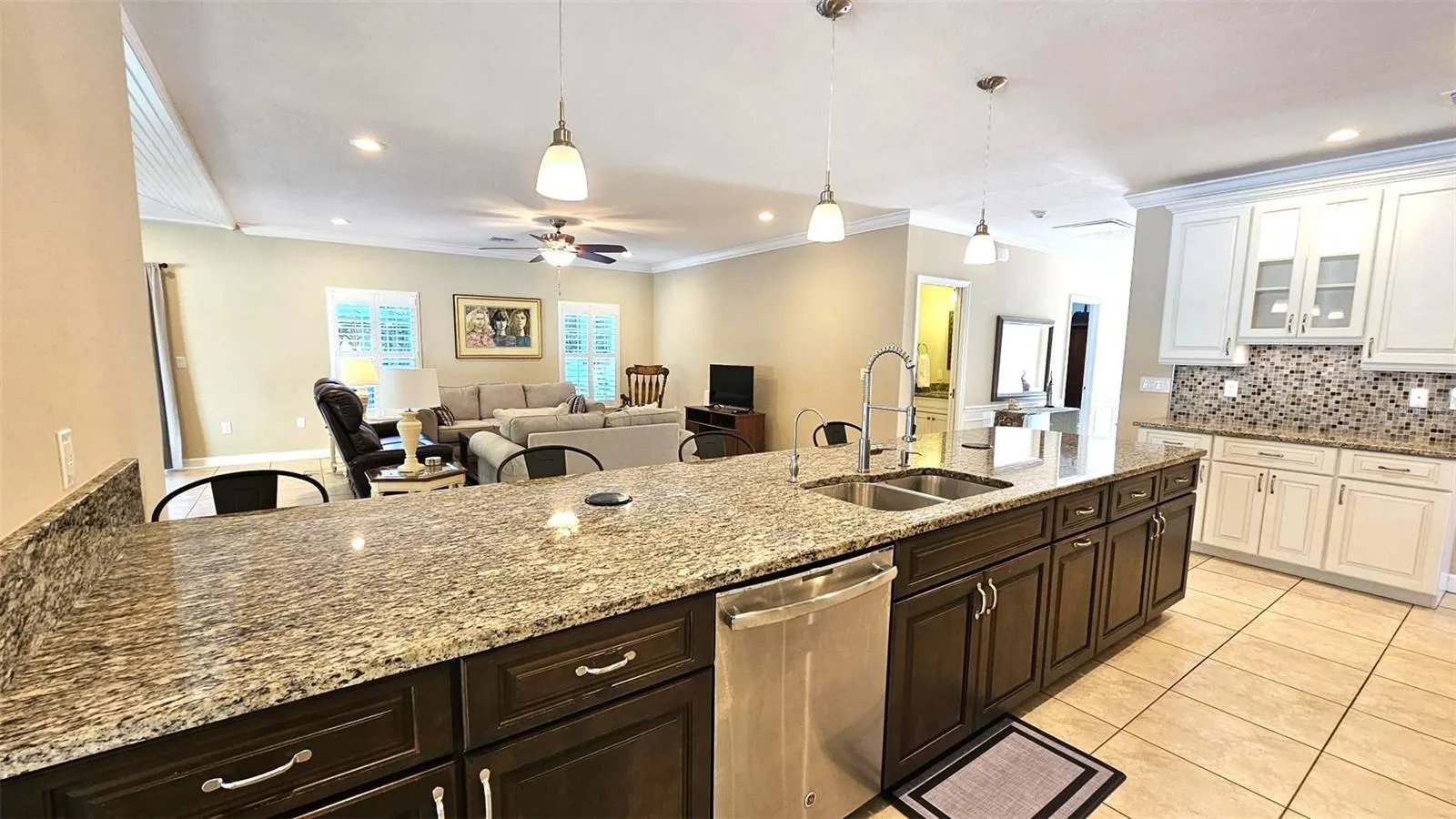 18 GOLF VIEW DR