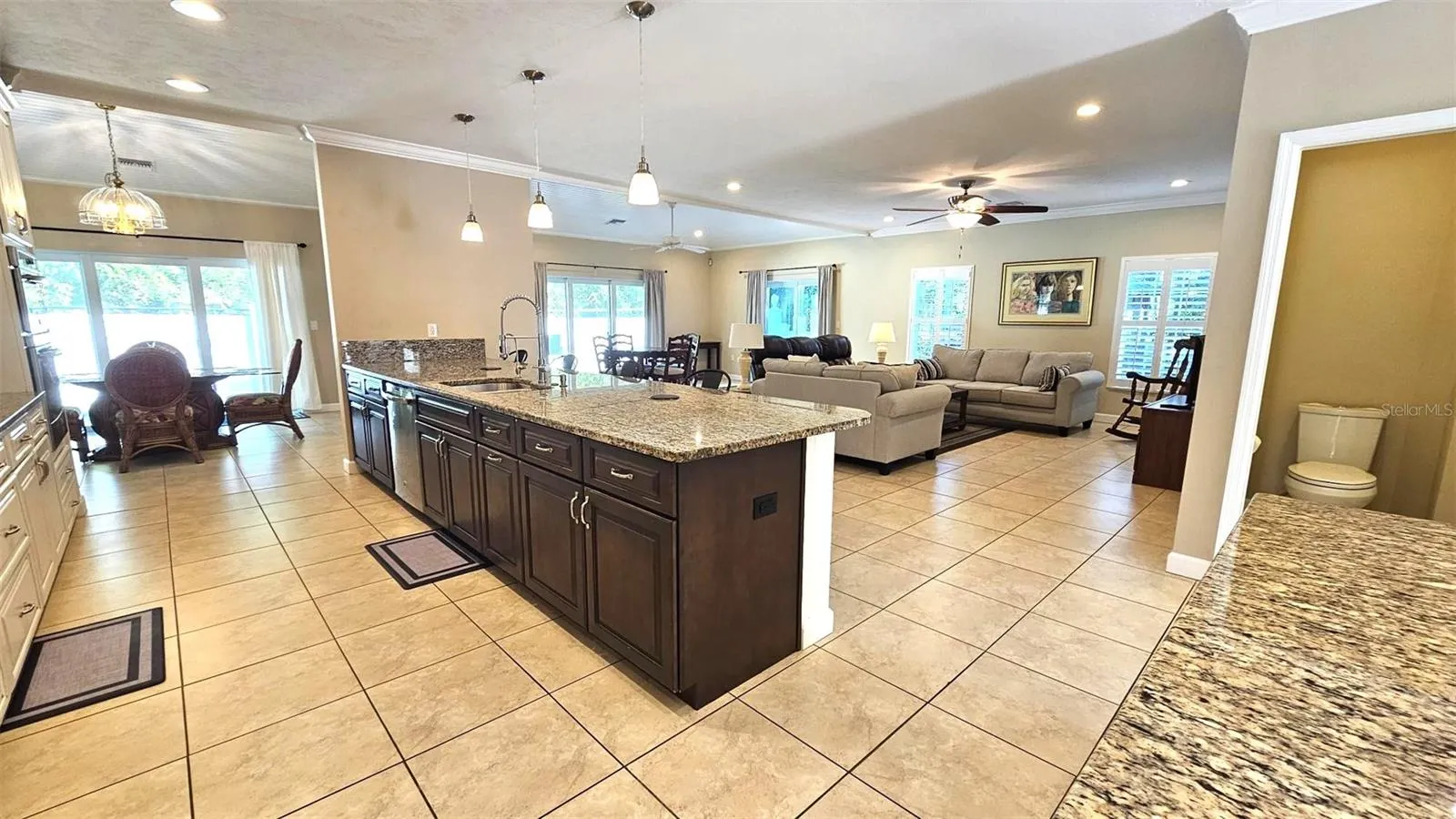 18 GOLF VIEW DR