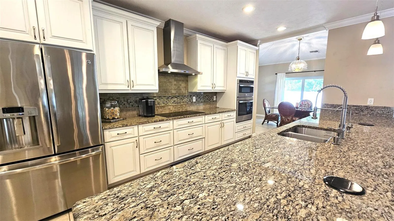 18 GOLF VIEW DR