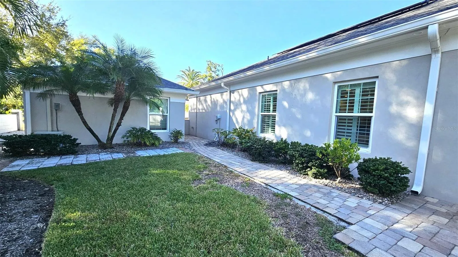 18 GOLF VIEW DR