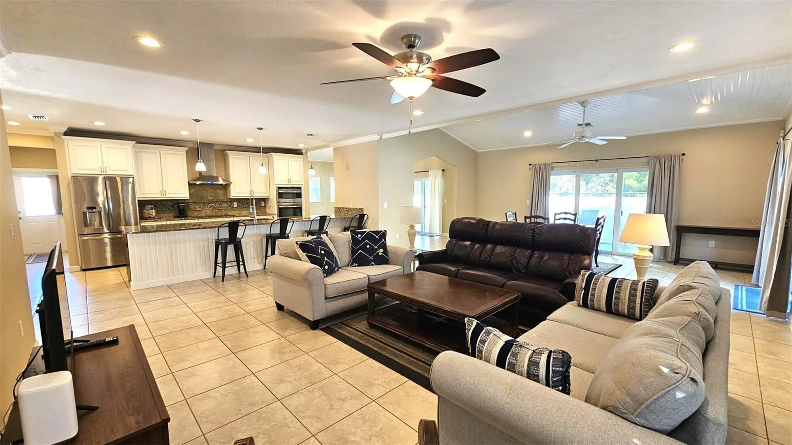 18 GOLF VIEW DR