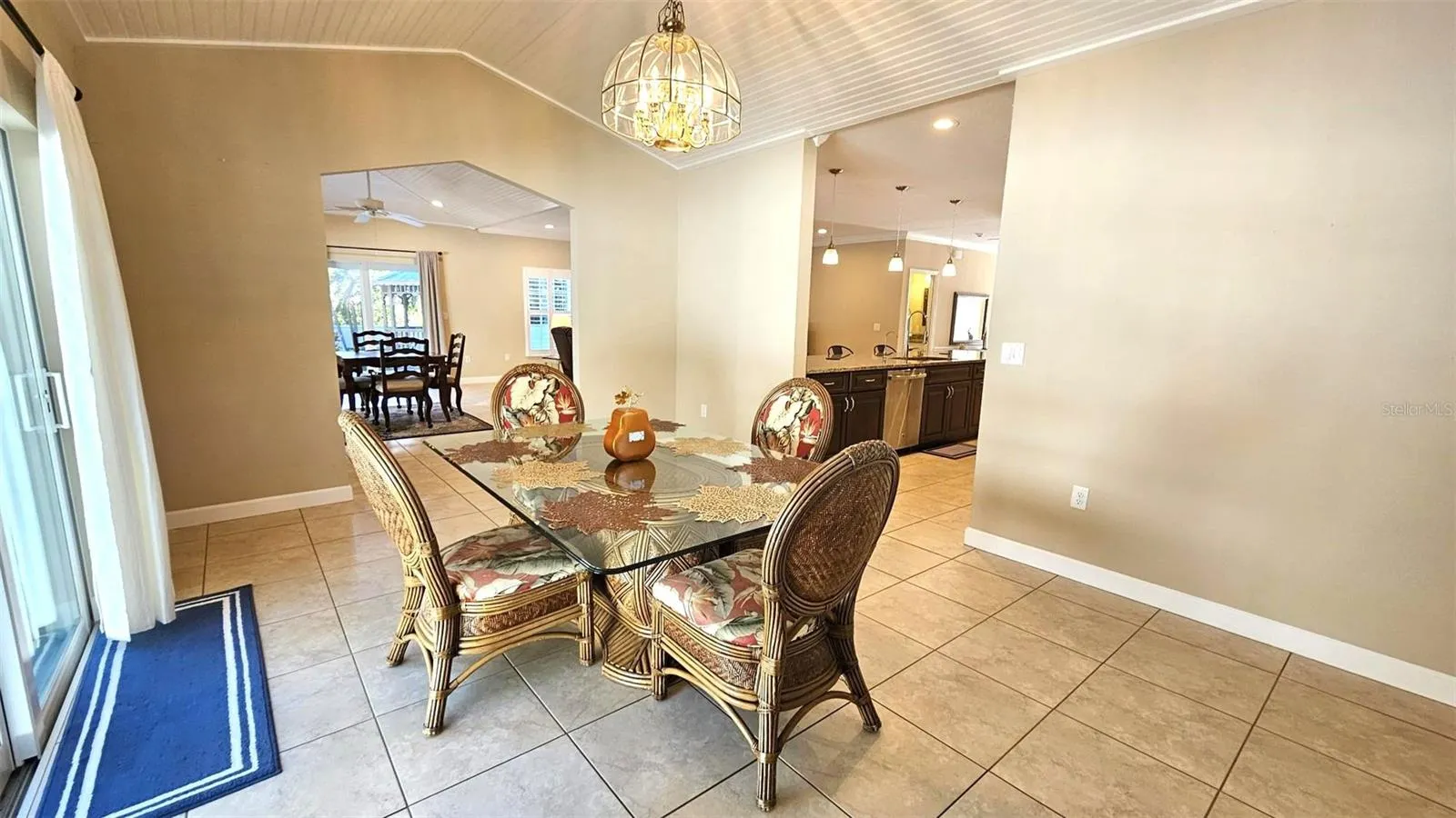 18 GOLF VIEW DR