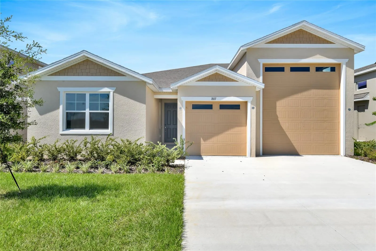 1011 WISTERIA WAY