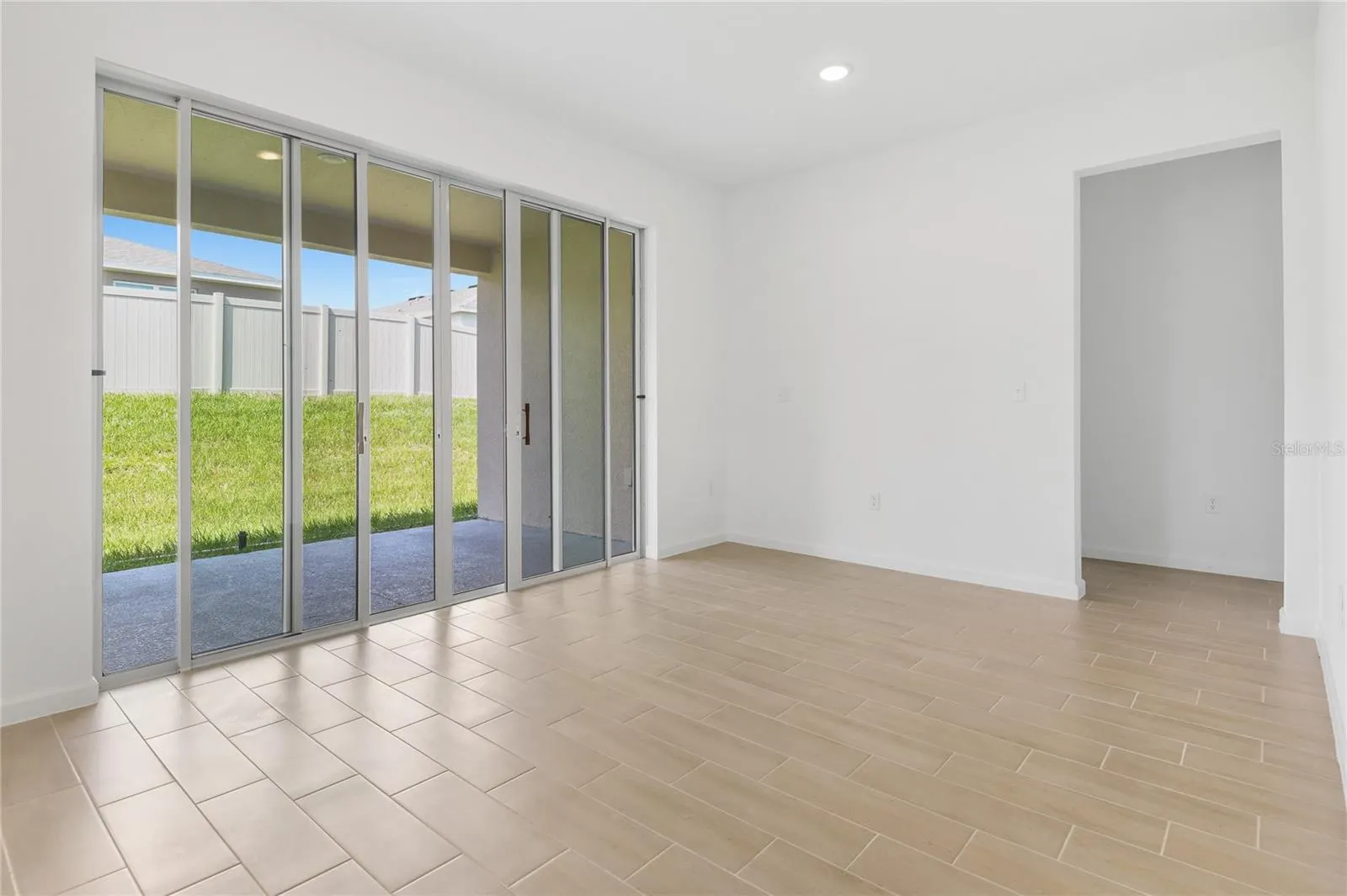 1011 WISTERIA WAY