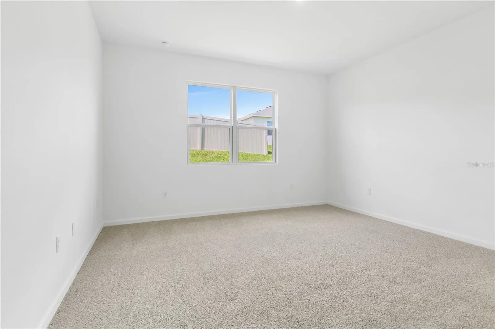 1011 WISTERIA WAY