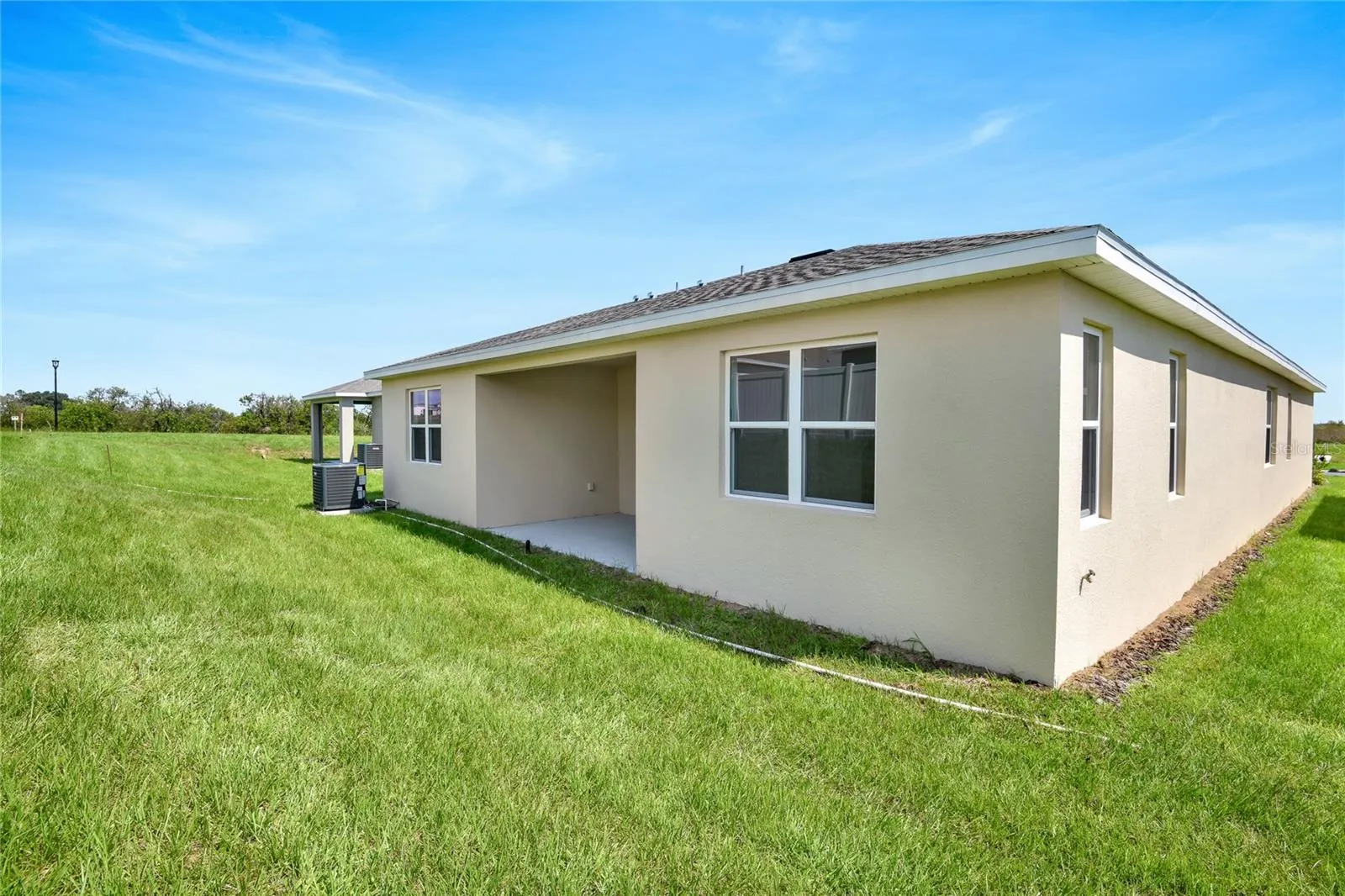 1011 WISTERIA WAY