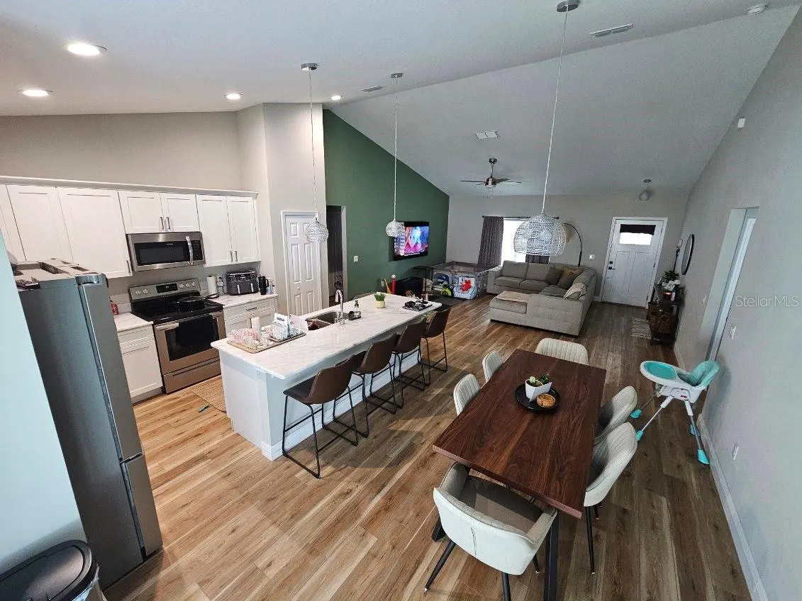 2309 8TH AVE