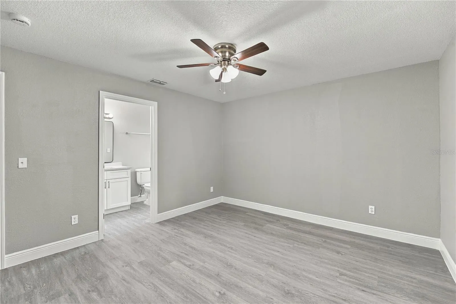 136 PUELBA LN