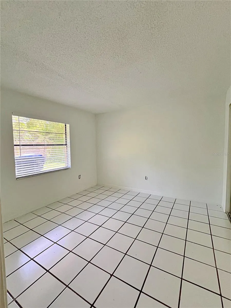 4151 SPITFIRE AVE