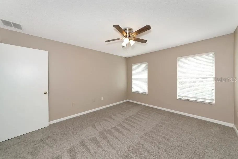 3404 SHADY BROOK LN