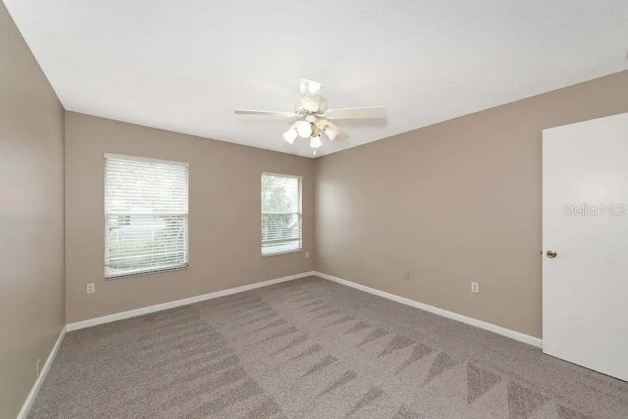 3404 SHADY BROOK LN