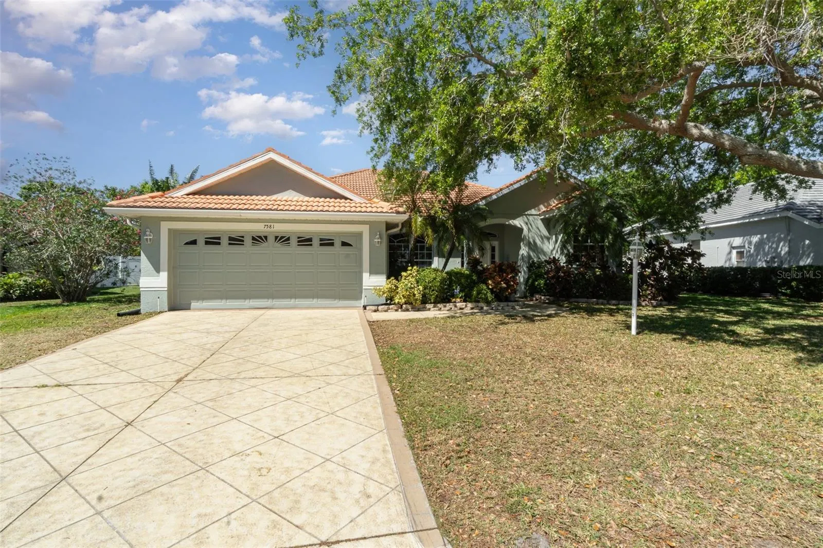 7581 PALMER GLEN CIR