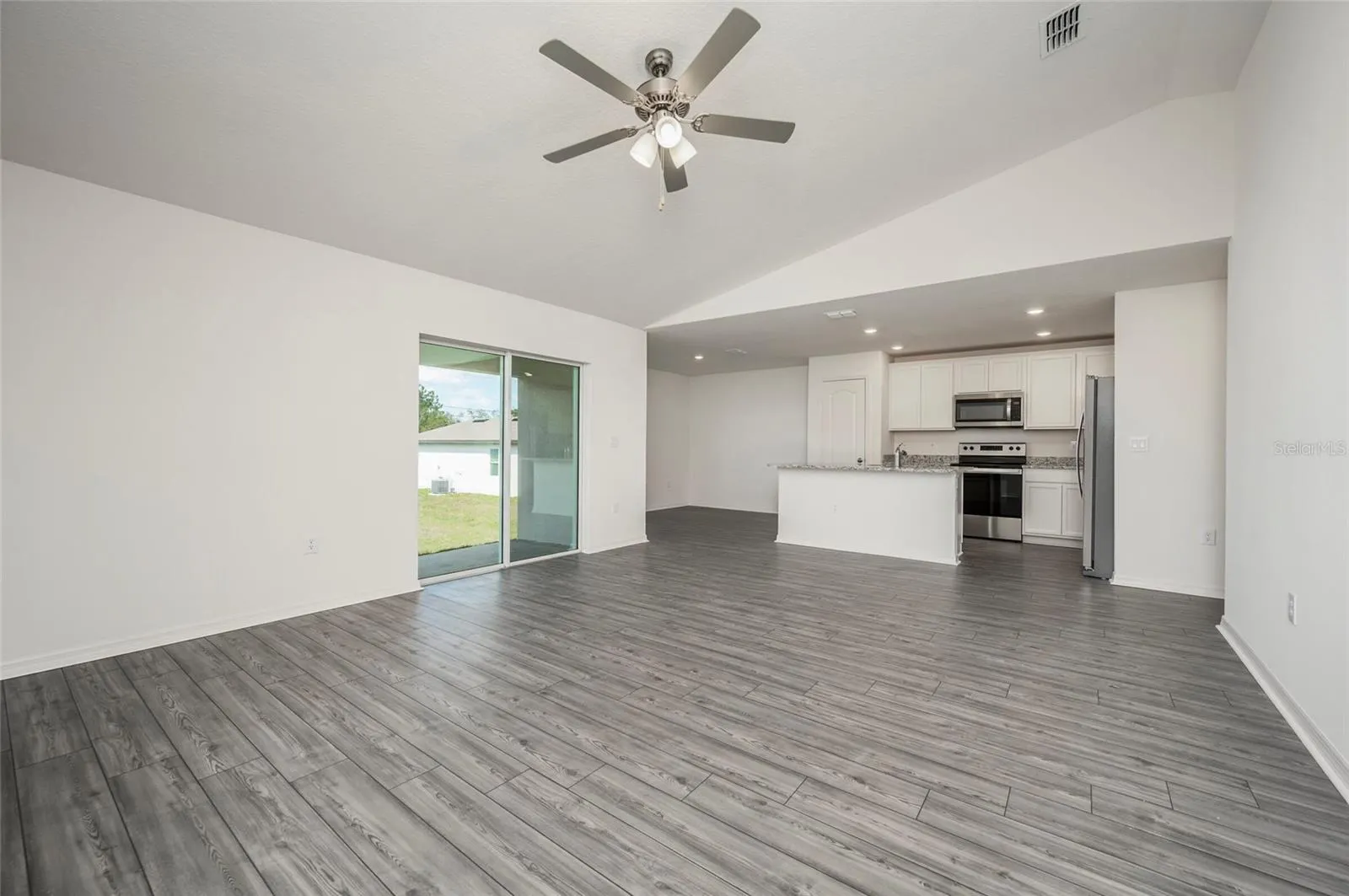 318 BOWFIN CT