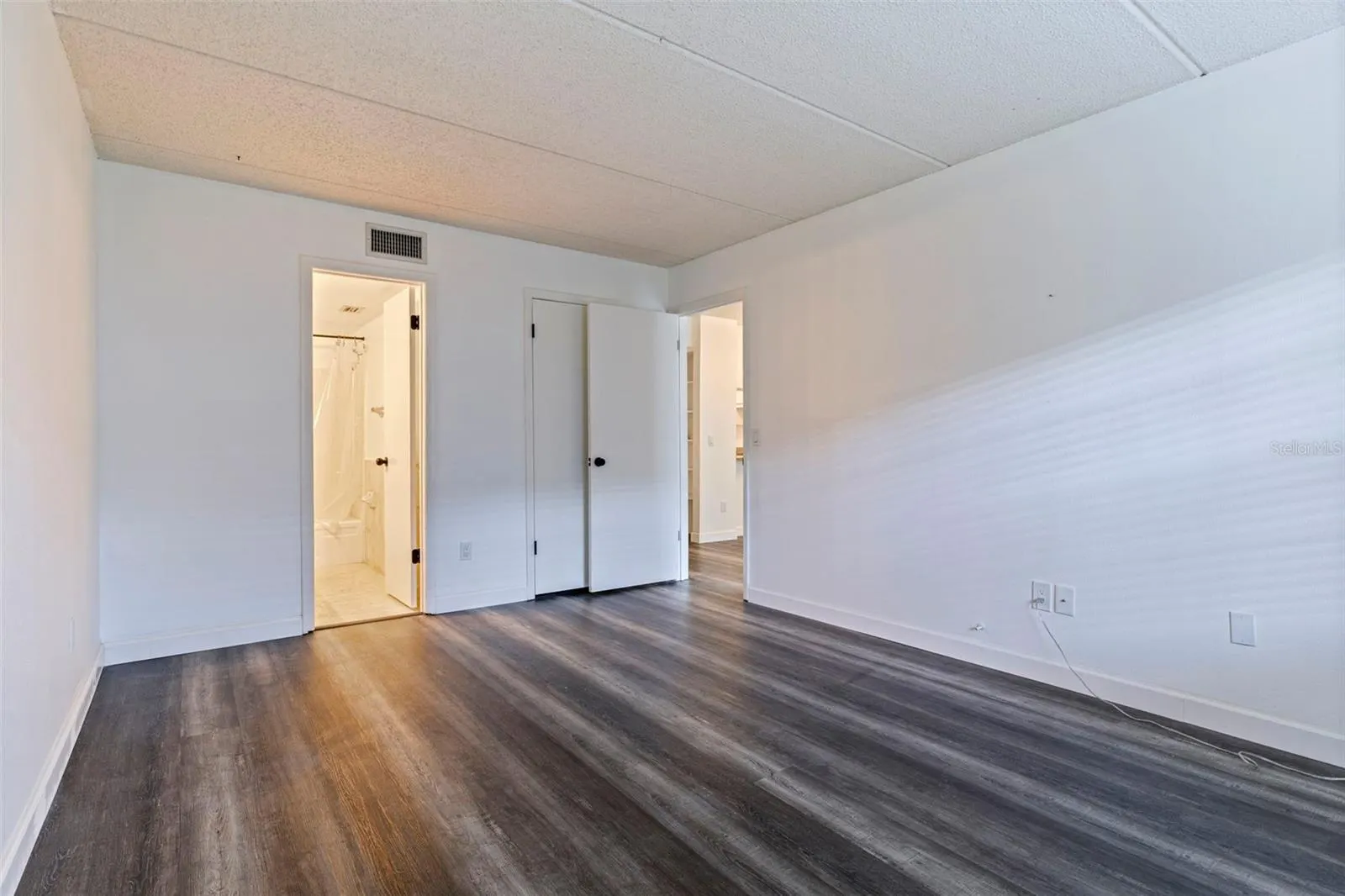 3803 N OAK DR #B21, #B21