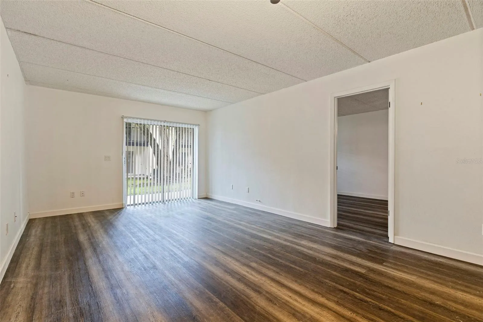 3803 N OAK DR #B21, #B21