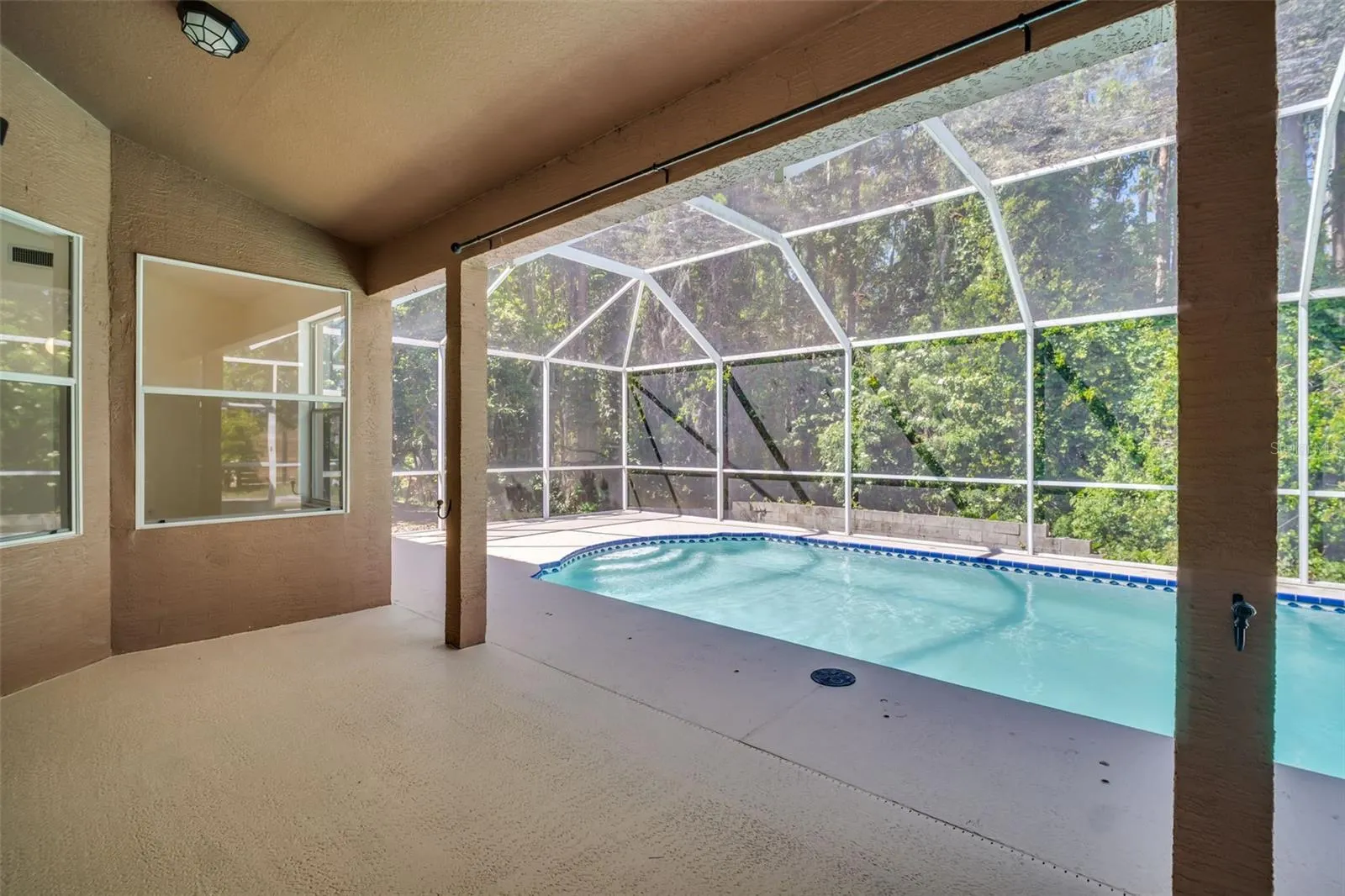 1135 WYNDHAM LAKES DR