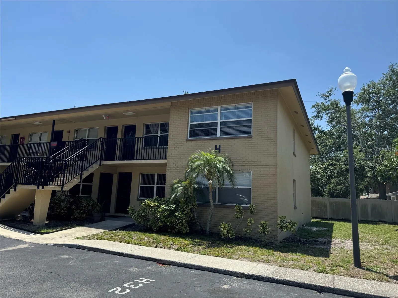 2501 HARN BLVD #H20, #H20