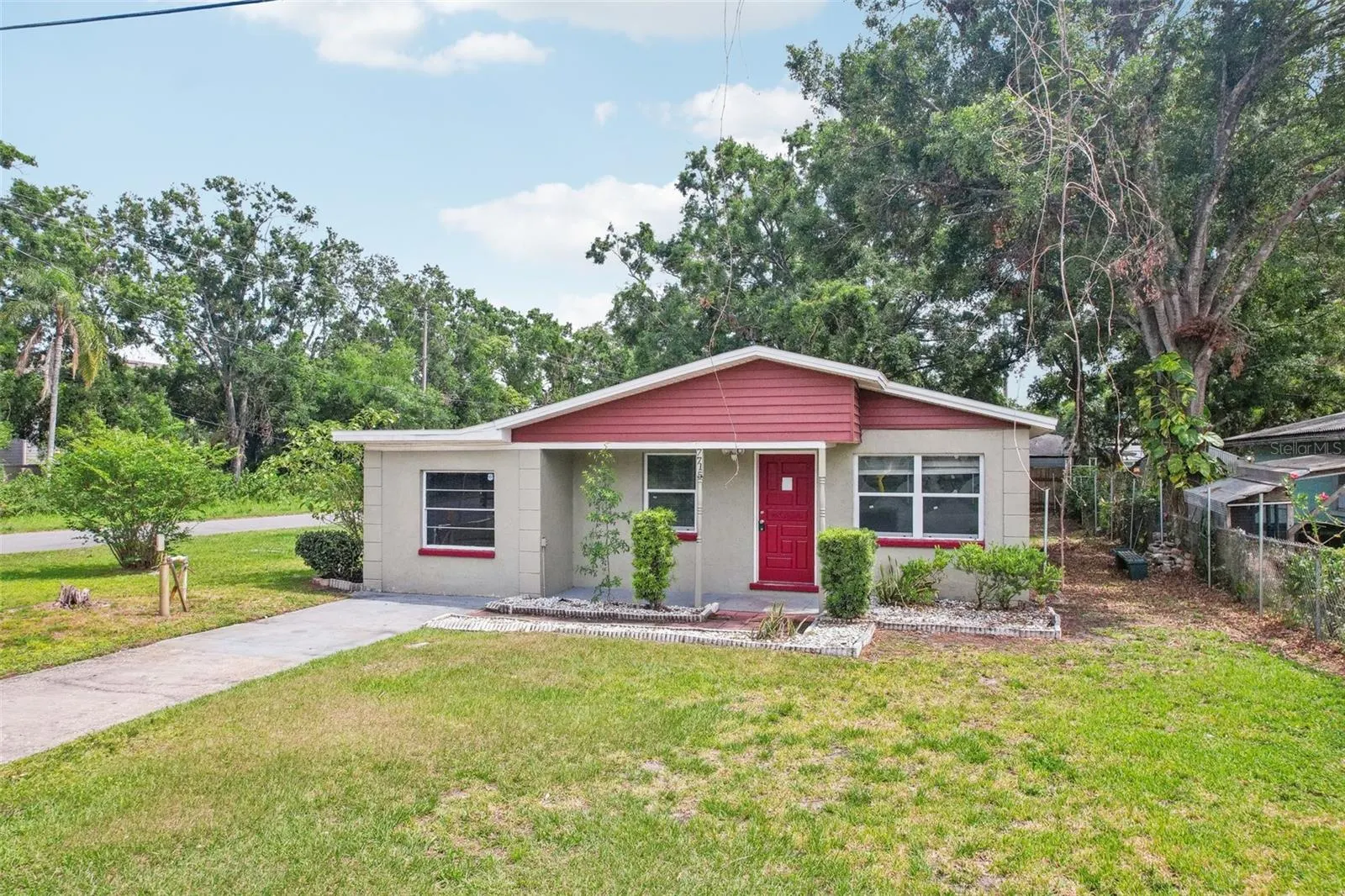 7715 DELEUIL AVE