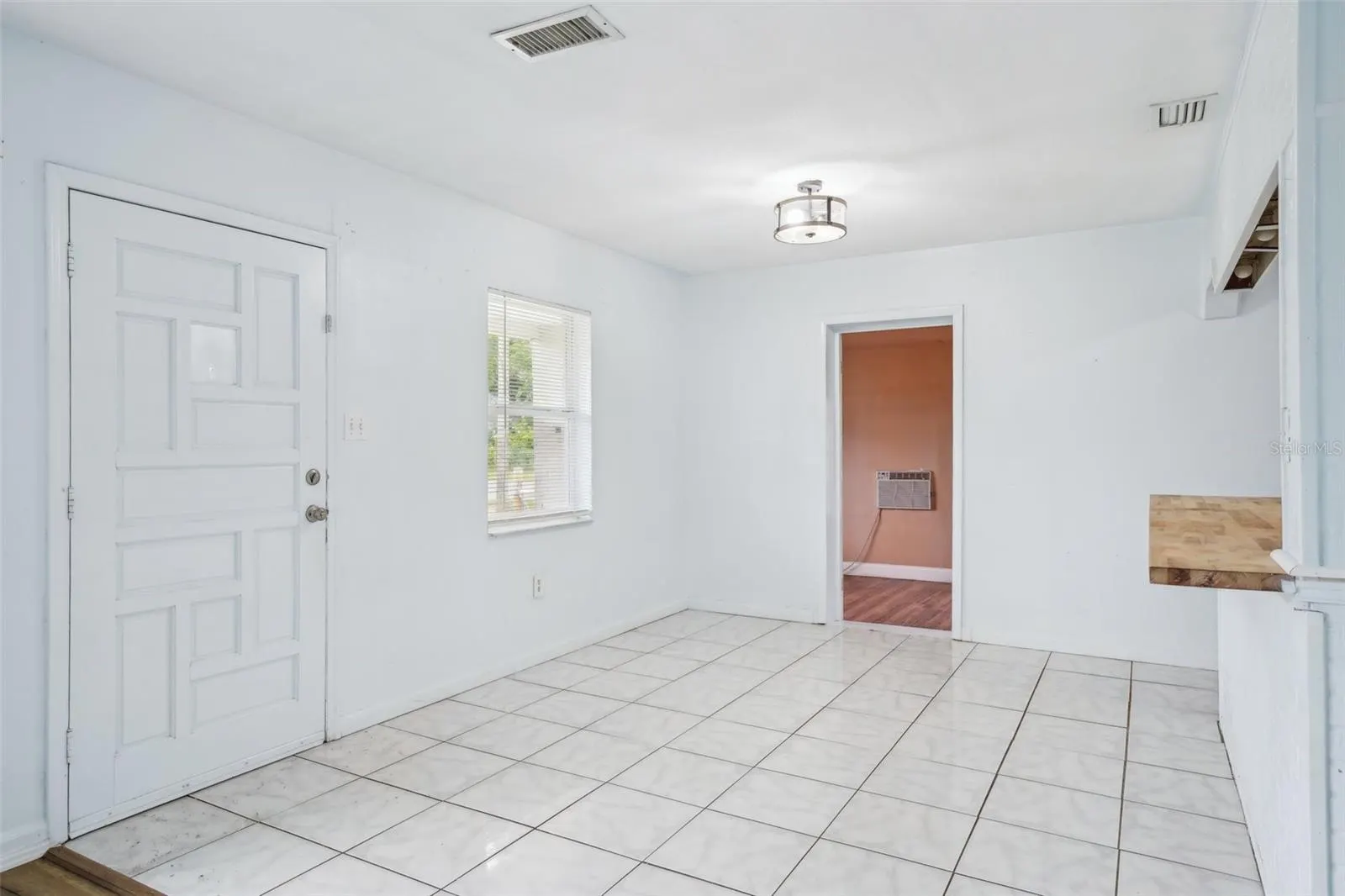 7715 DELEUIL AVE